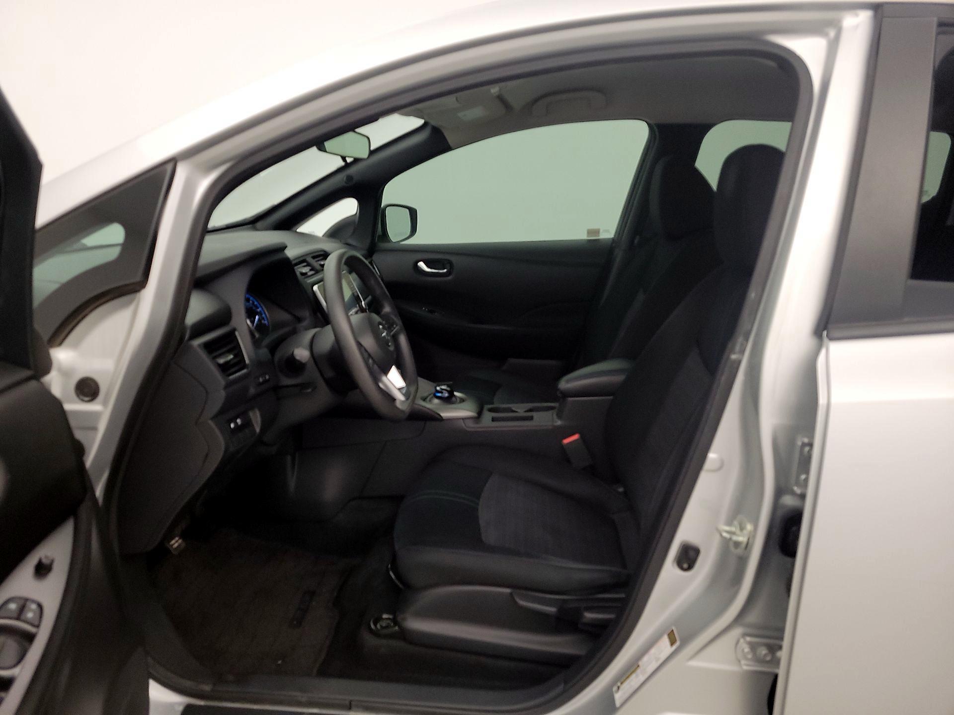 Thumbnail: 2019 Nissan Leaf - 11