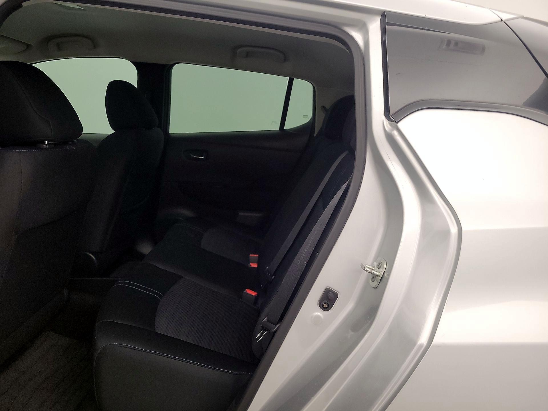 Thumbnail: 2019 Nissan Leaf - 19