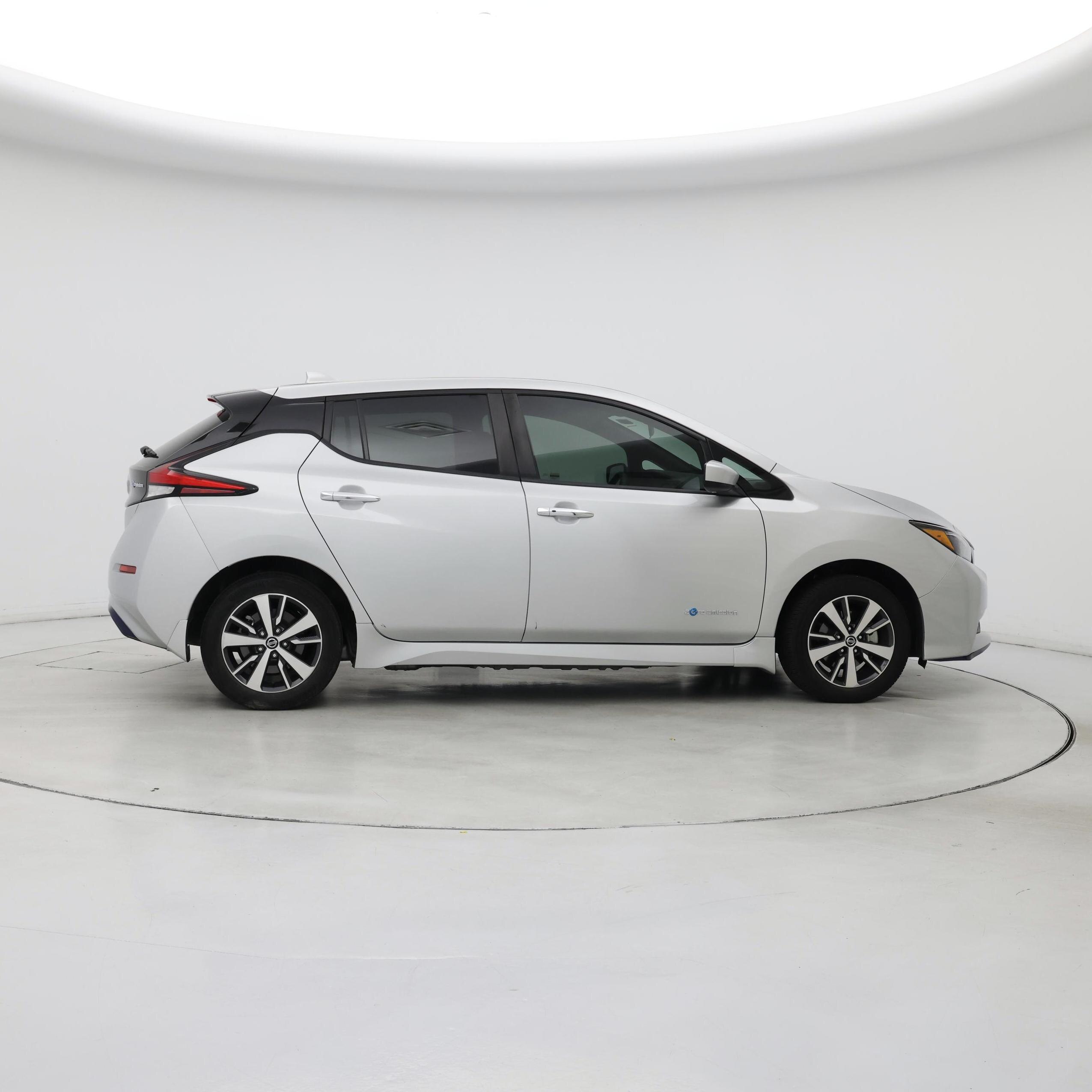 Thumbnail: 2019 Nissan Leaf - 7