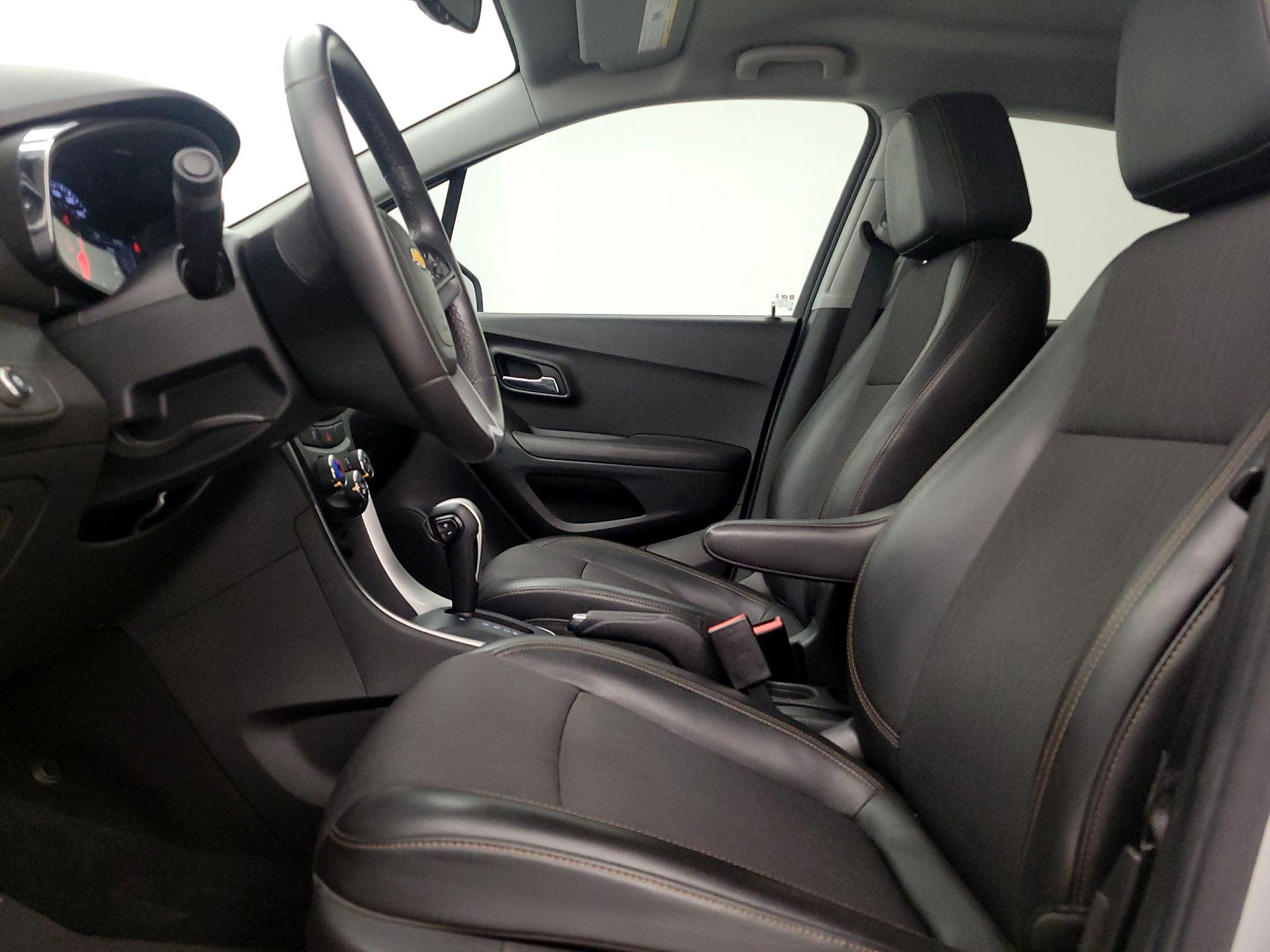 Thumbnail: 2018 Chevrolet Trax - 11