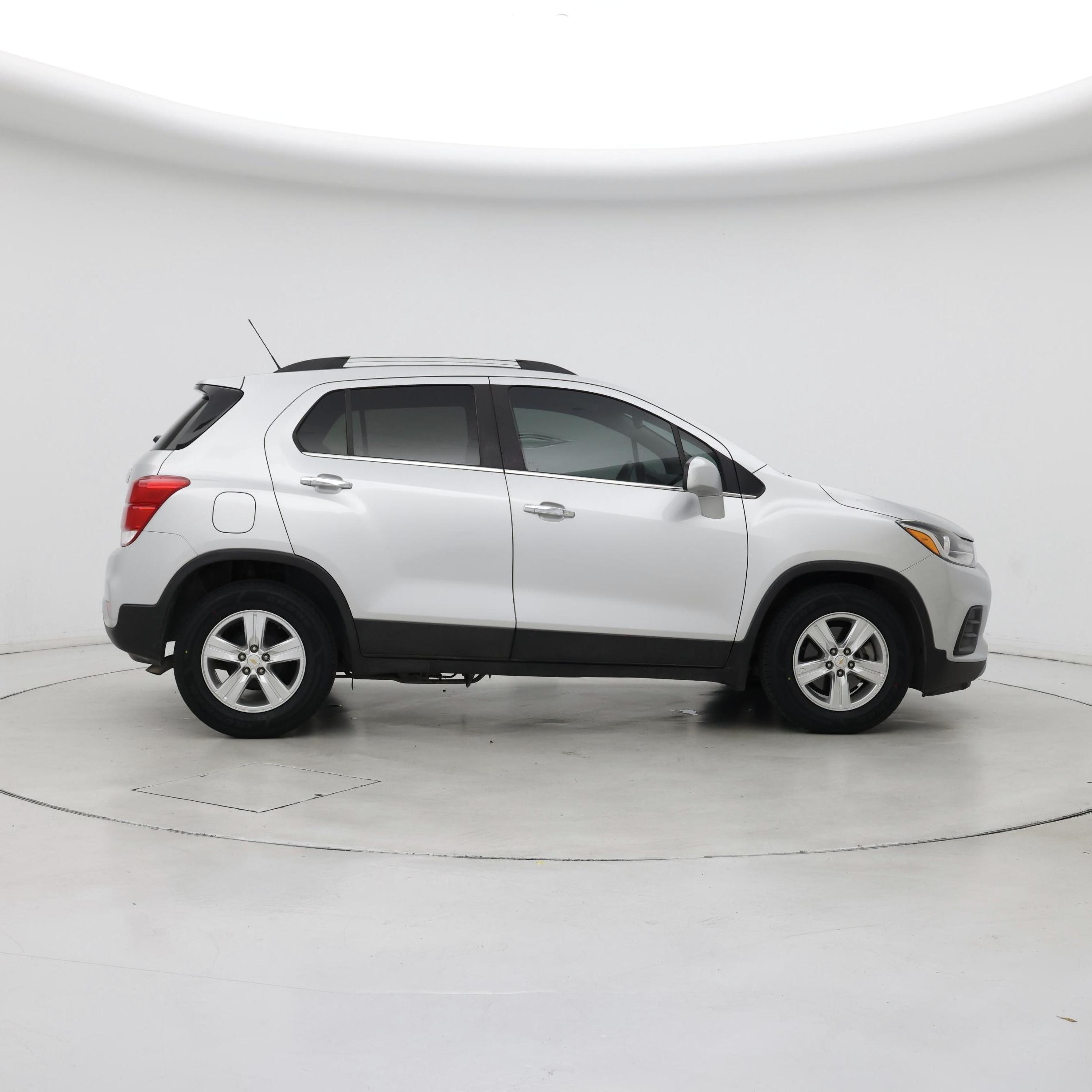 Thumbnail: 2018 Chevrolet Trax - 7