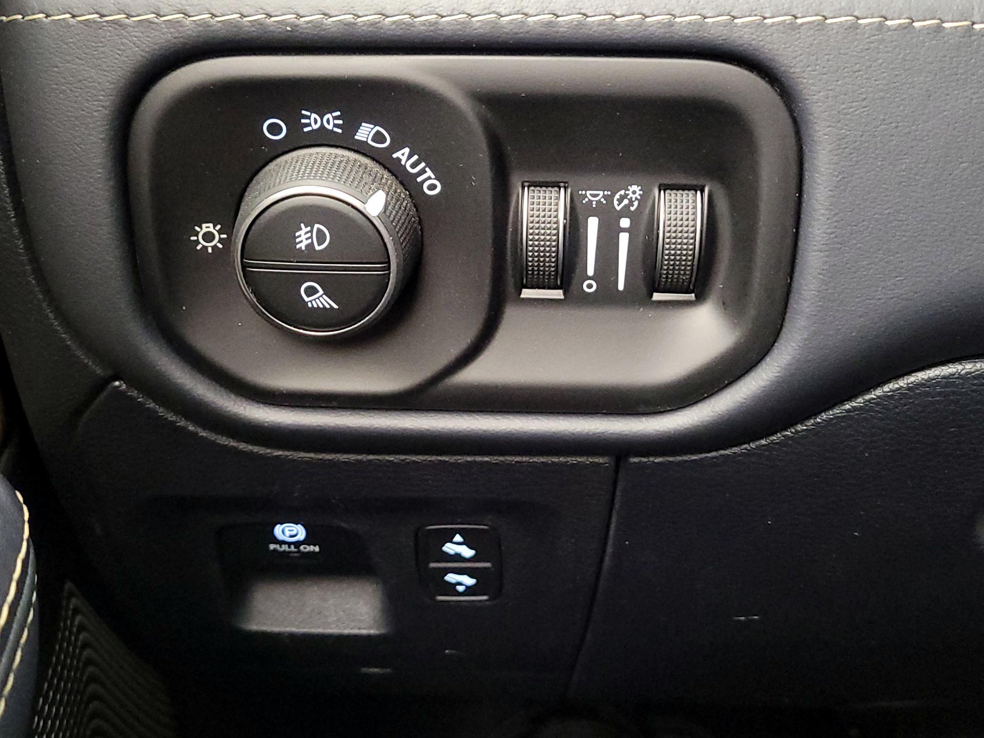 Thumbnail: 2021 RAM 1500 - 13