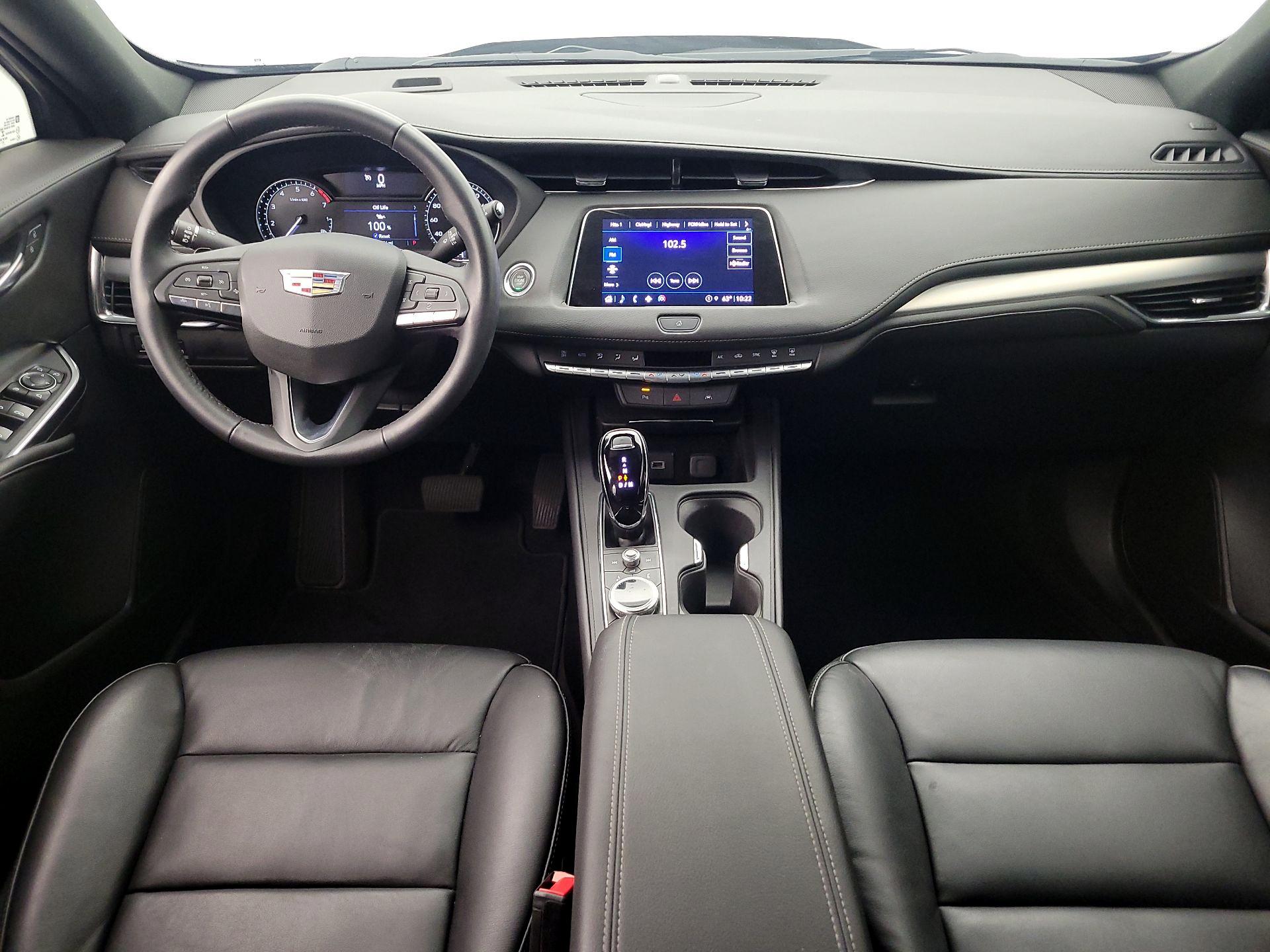 Thumbnail: 2023 Cadillac XT4 - 9