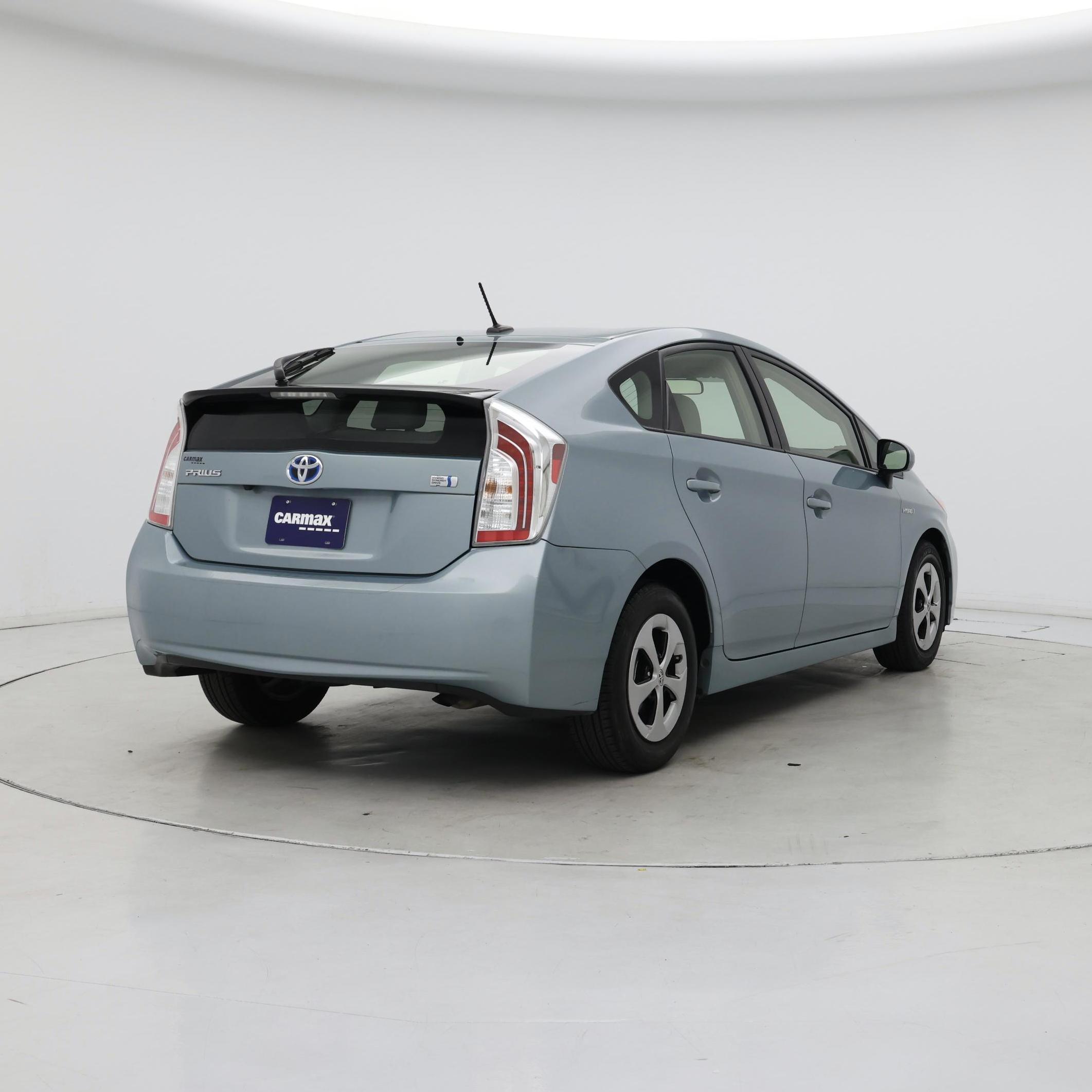 Thumbnail: 2014 Toyota Prius - 8