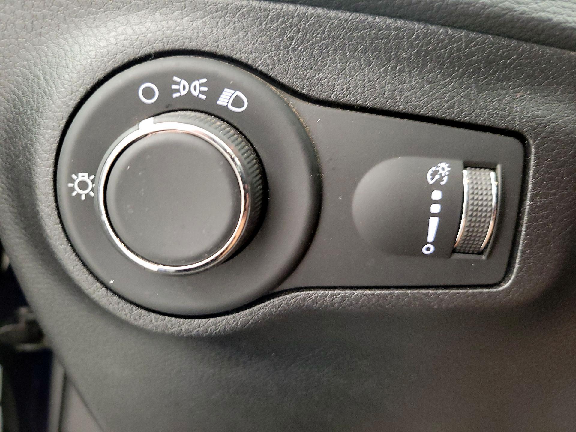 Thumbnail: 2019 Jeep Compass - 13