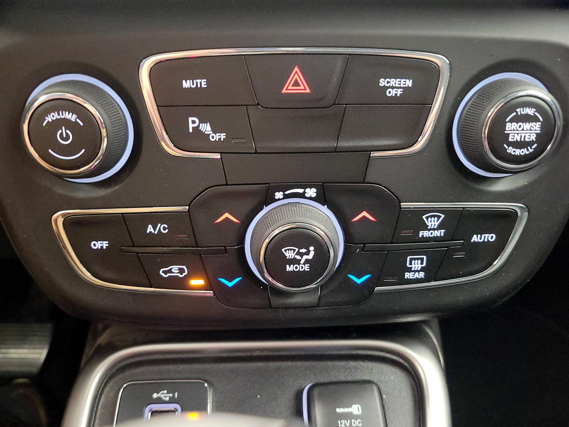 Thumbnail: 2019 Jeep Compass - 16