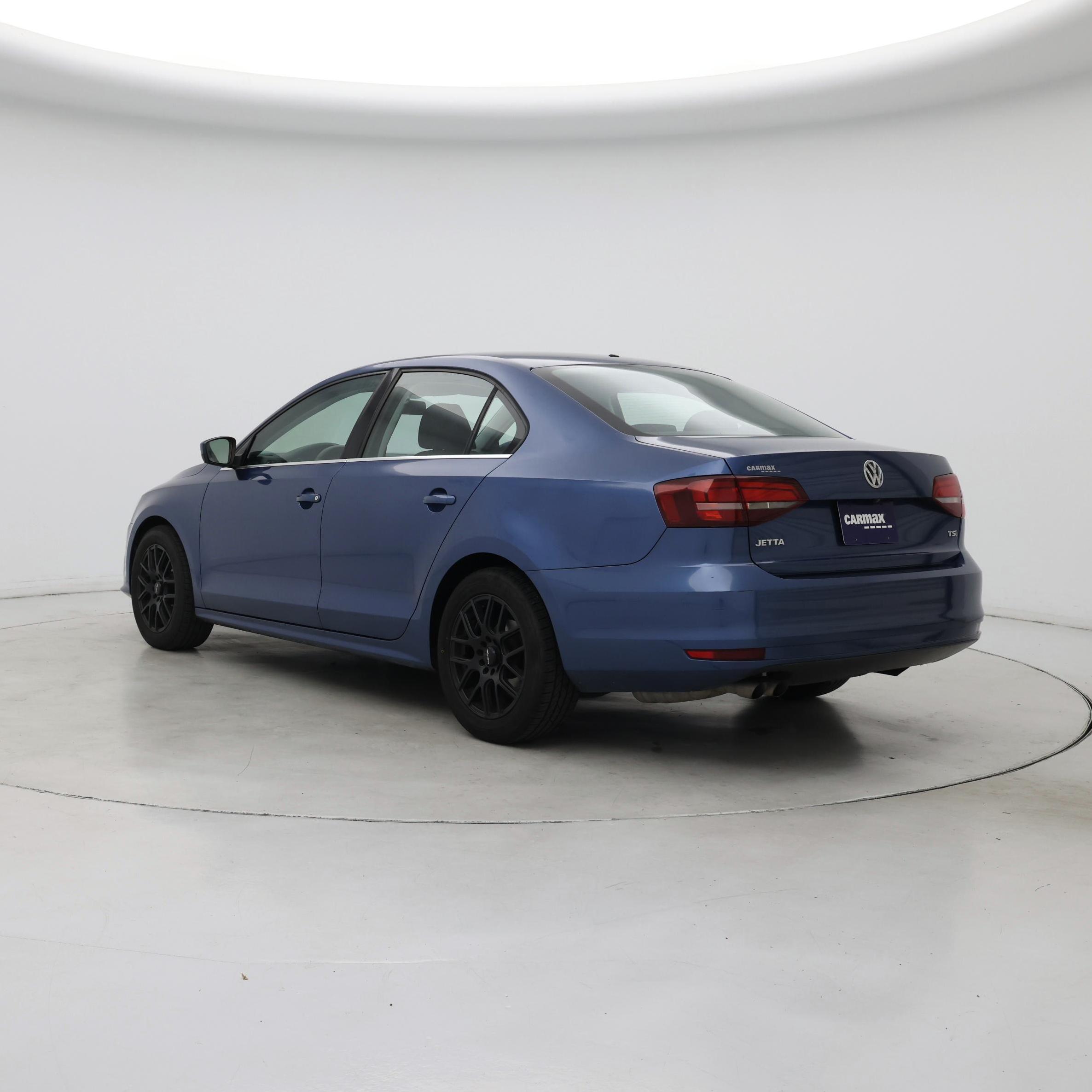 Thumbnail: 2017 Volkswagen Jetta - 2