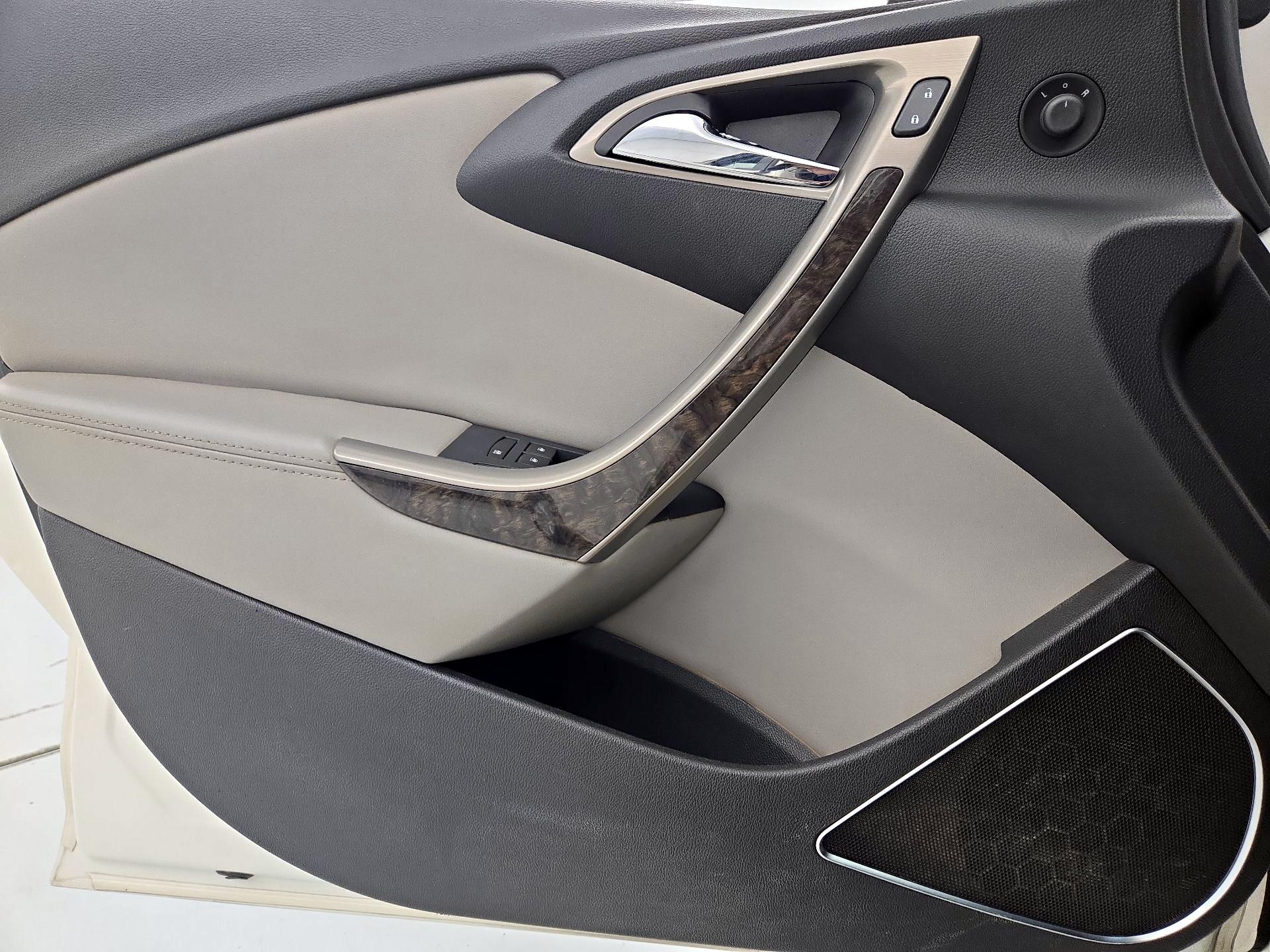 Thumbnail: 2016 Buick Verano - 12