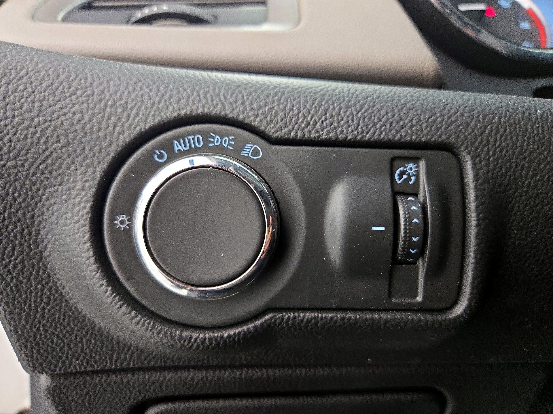 Thumbnail: 2016 Buick Verano - 13