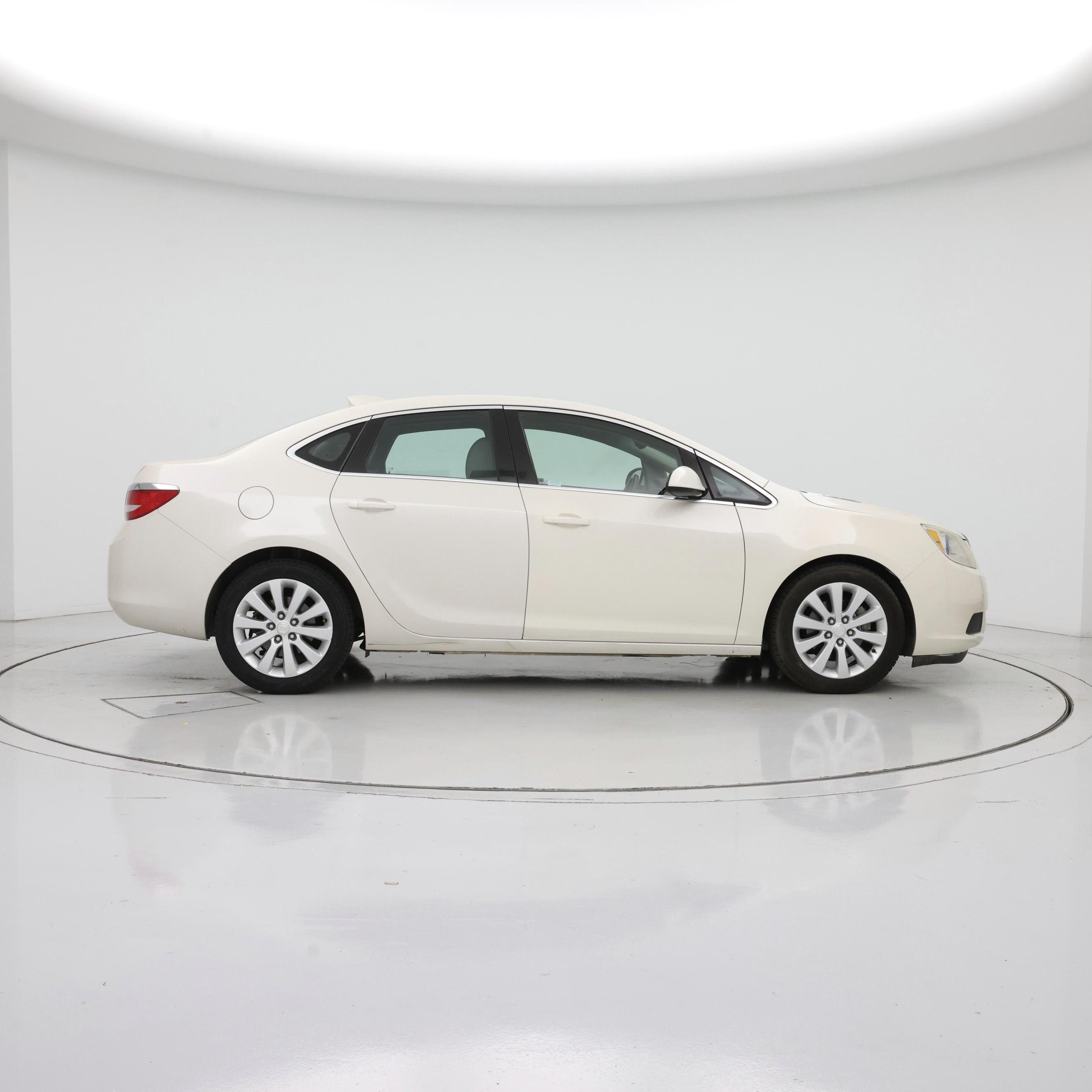 Thumbnail: 2016 Buick Verano - 7