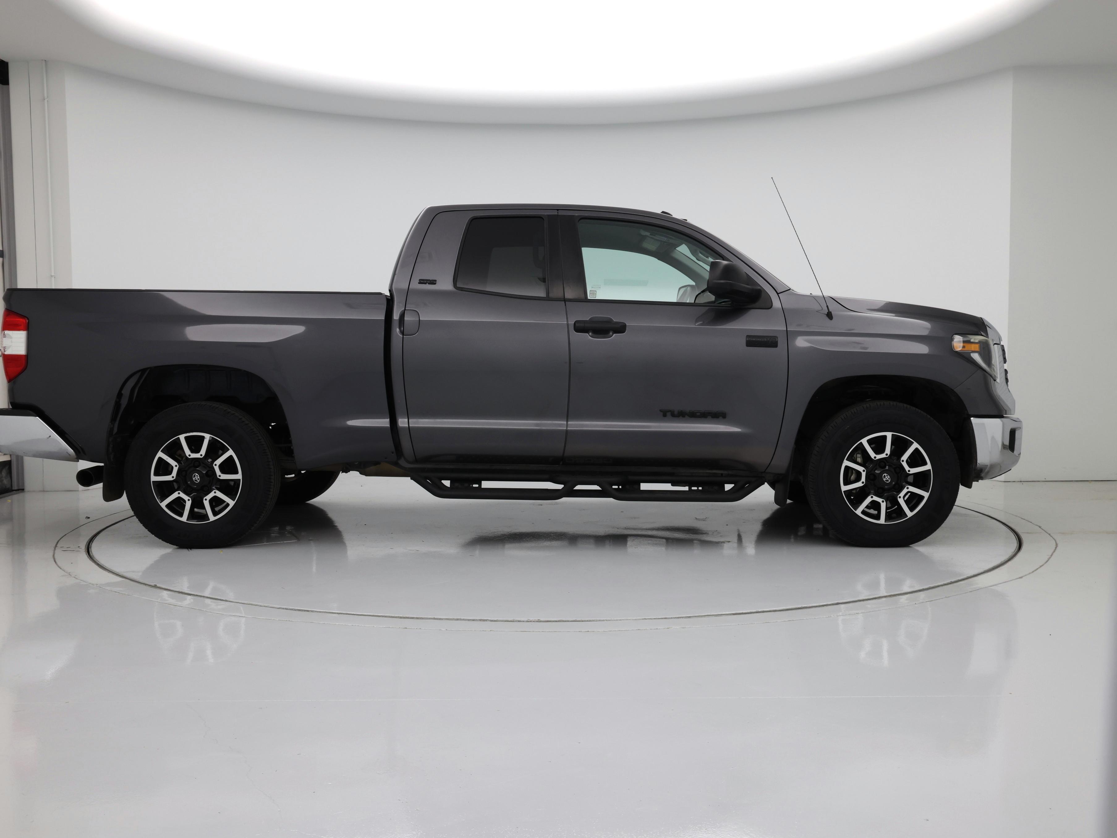 Thumbnail: 2019 Toyota Tundra - 7