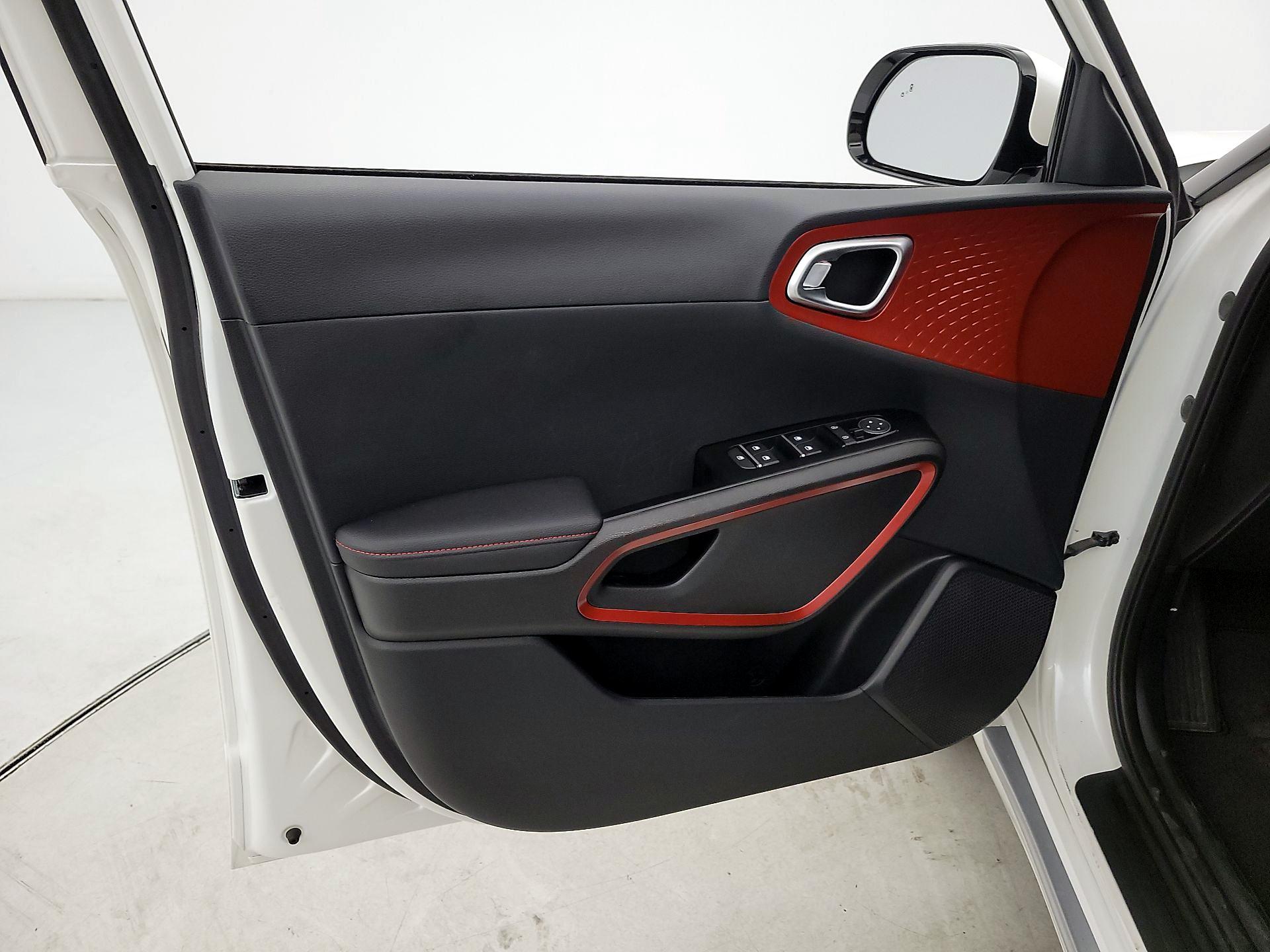 Thumbnail: 2024 Kia Soul - 12