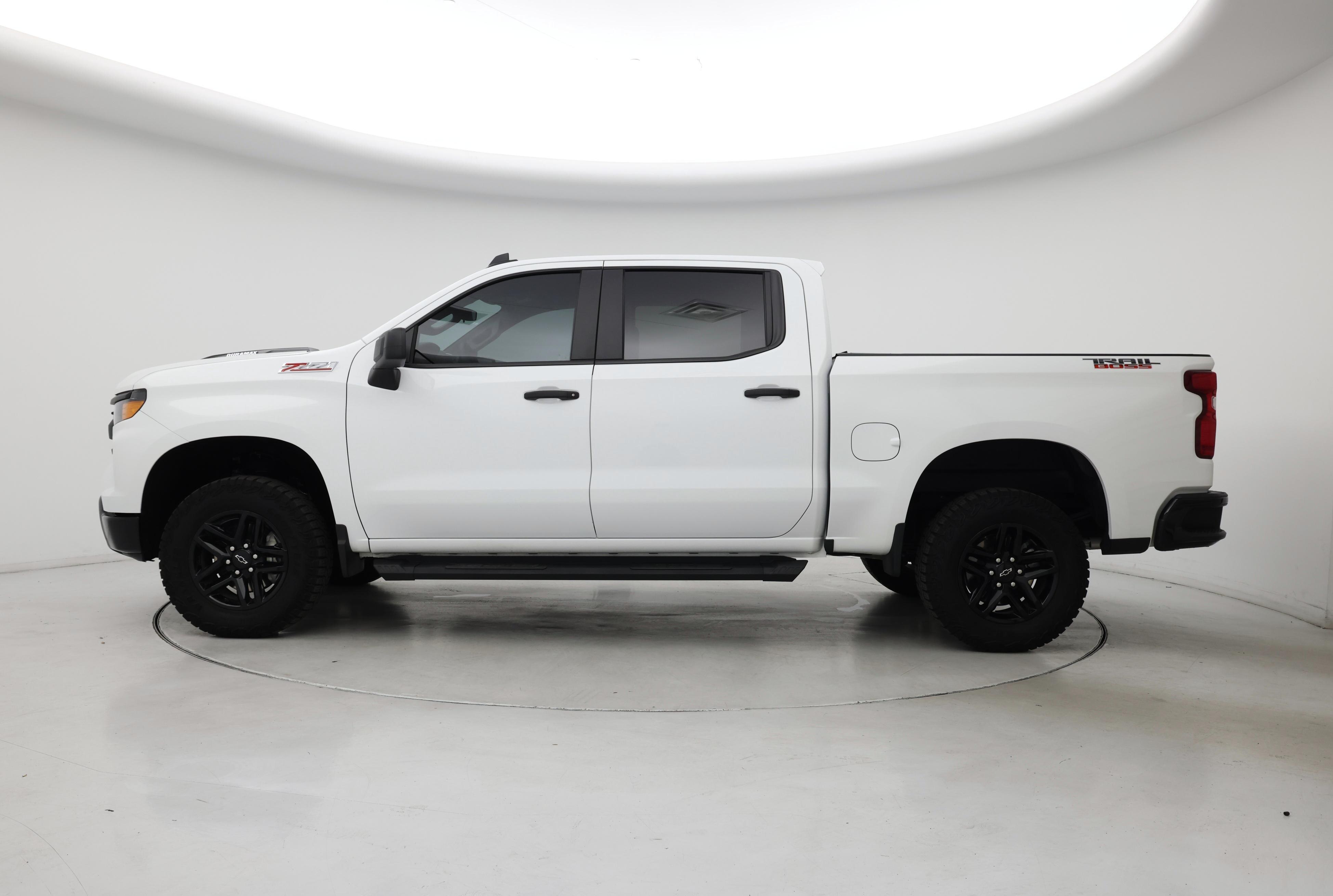 Thumbnail: 2025 Chevrolet Silverado 1500 - 3