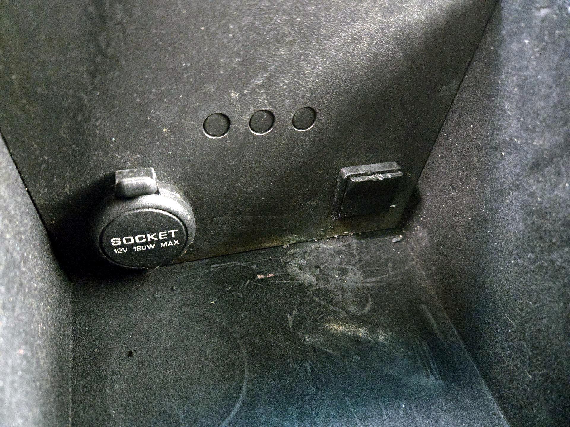 Thumbnail: 2015 INFINITI Q60 - 19