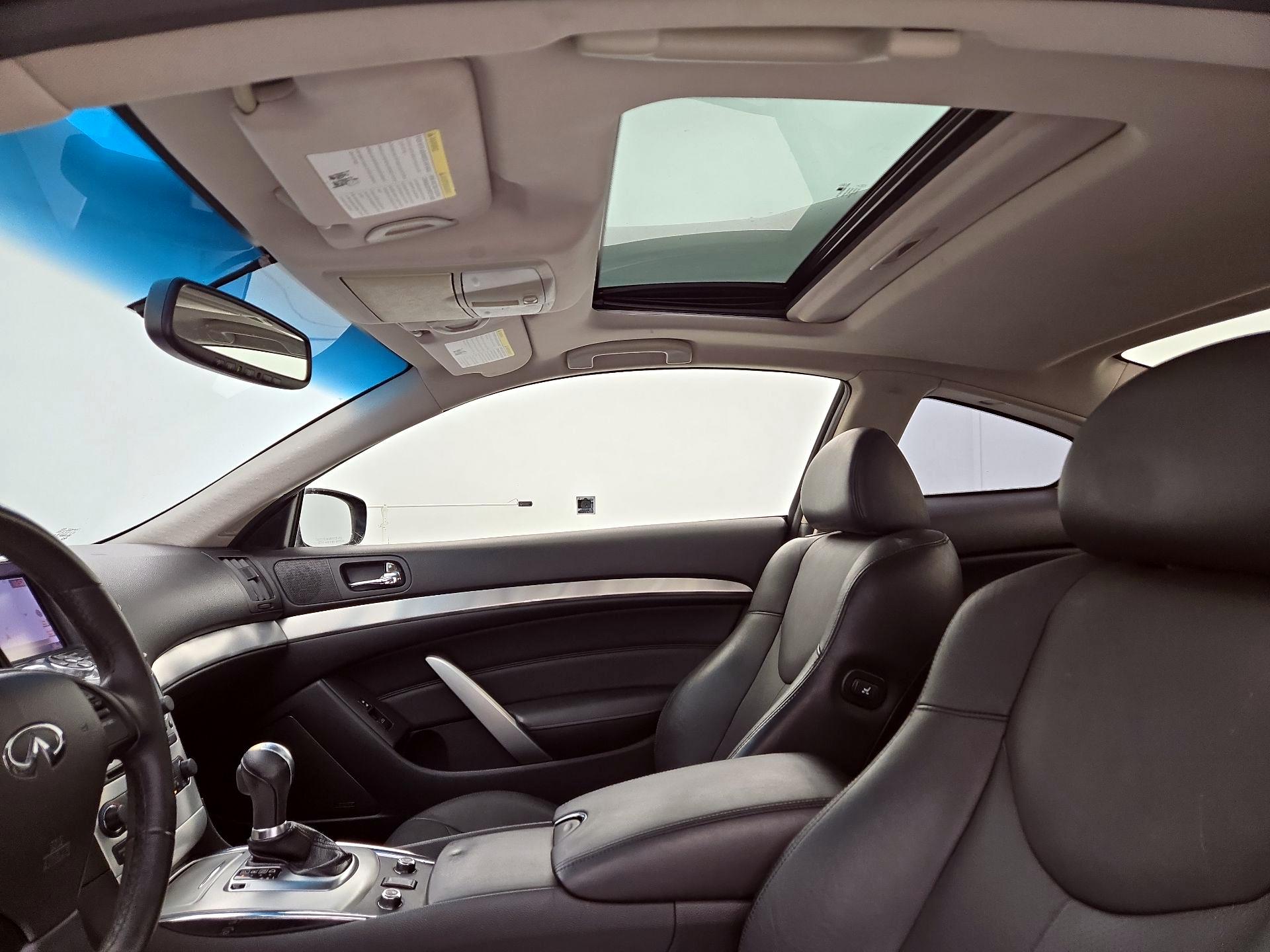 Thumbnail: 2015 INFINITI Q60 - 20