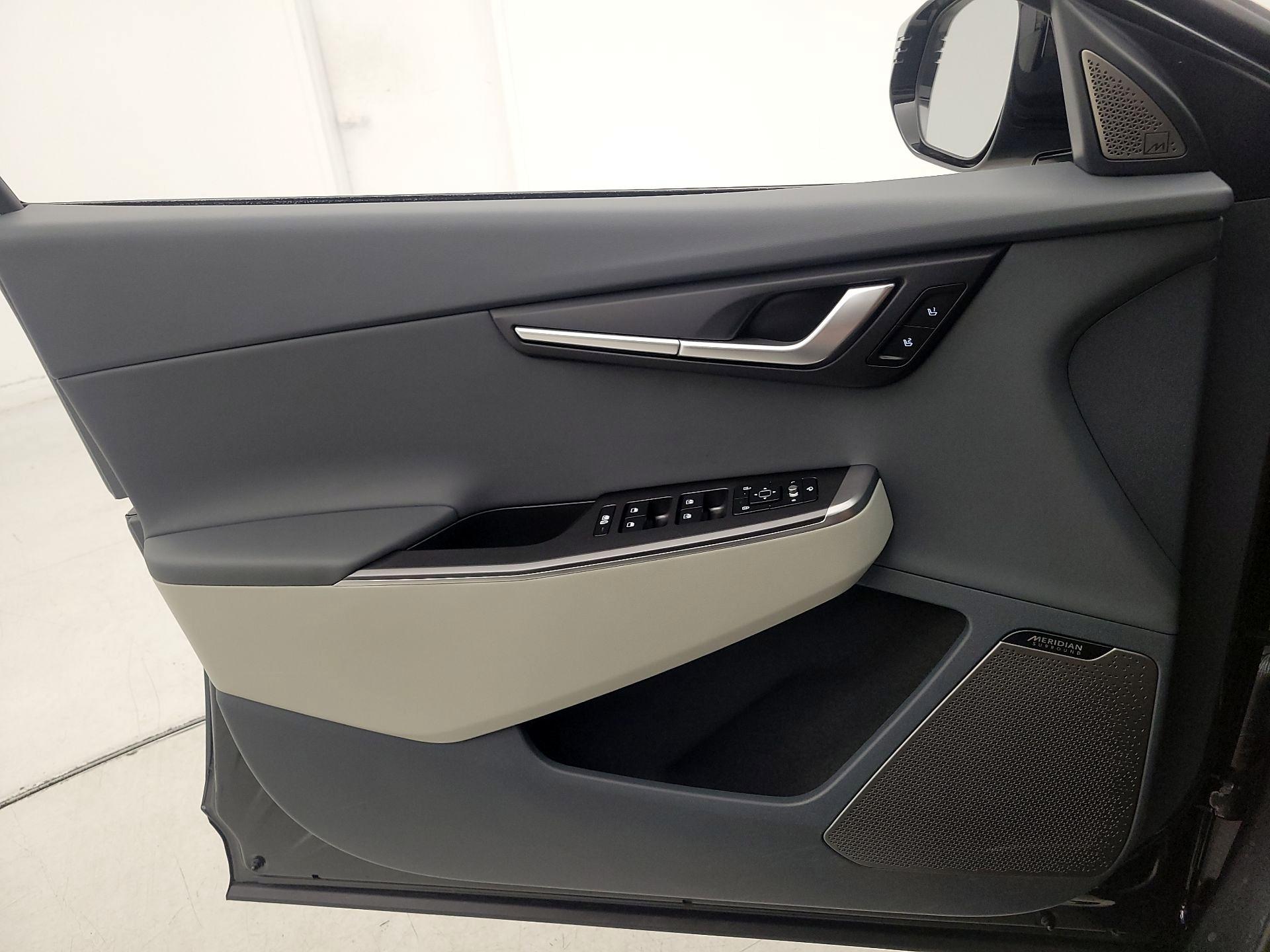 Thumbnail: 2024 Kia EV6 - 12
