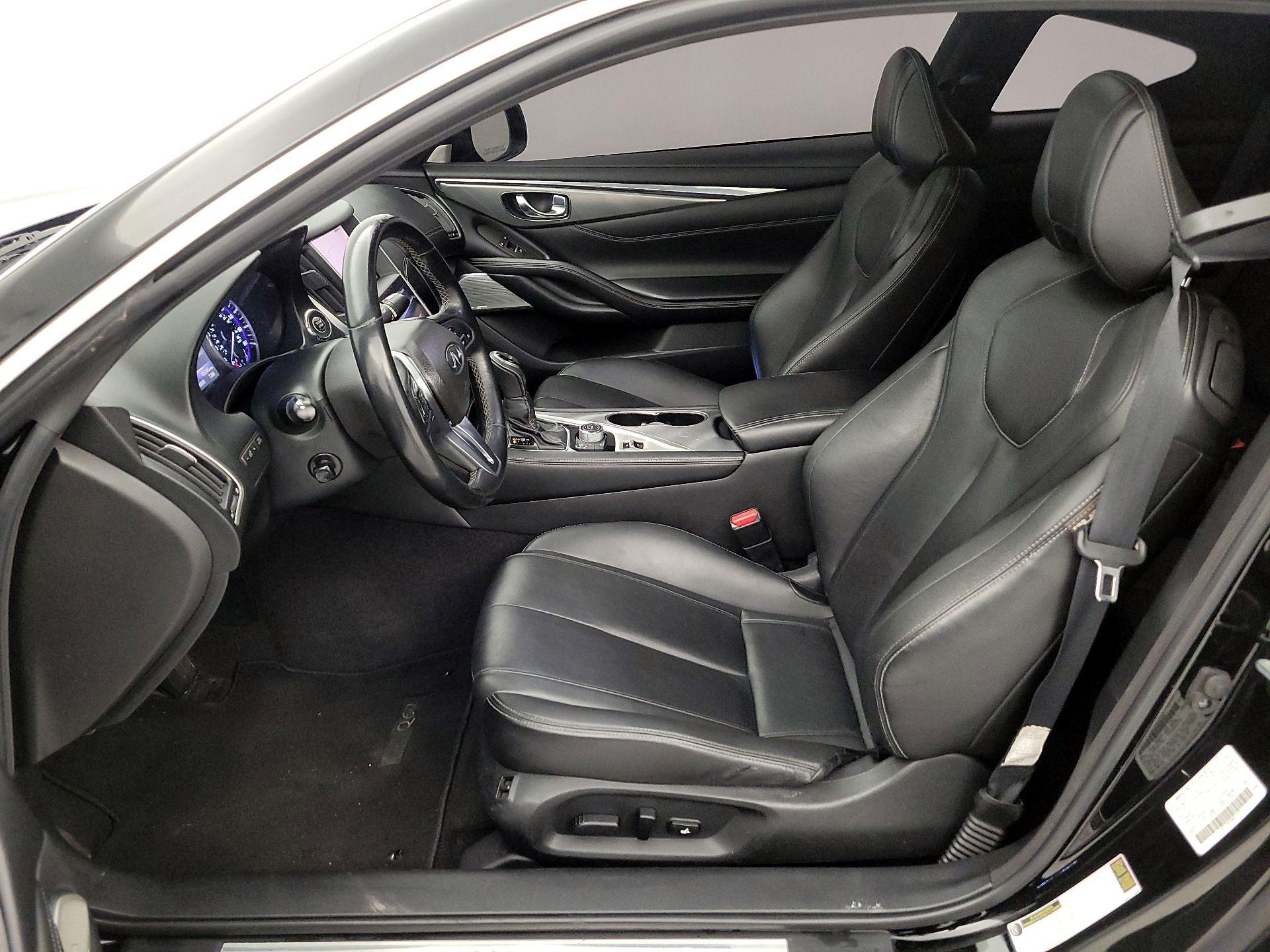 Thumbnail: 2017 INFINITI Q60 - 11