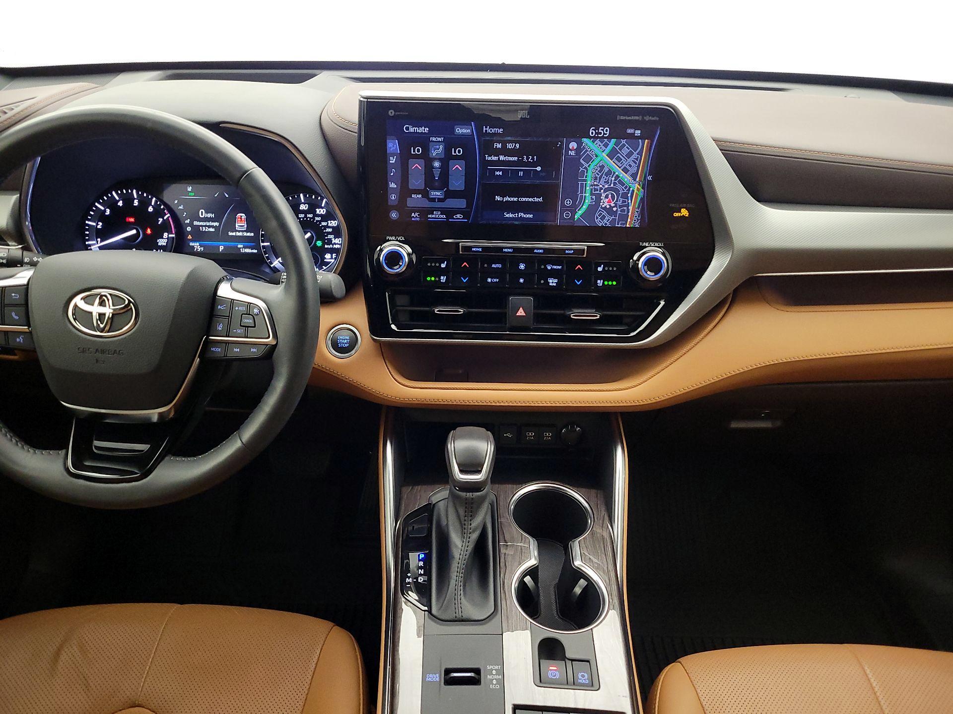 Thumbnail: 2021 Toyota Highlander - 9