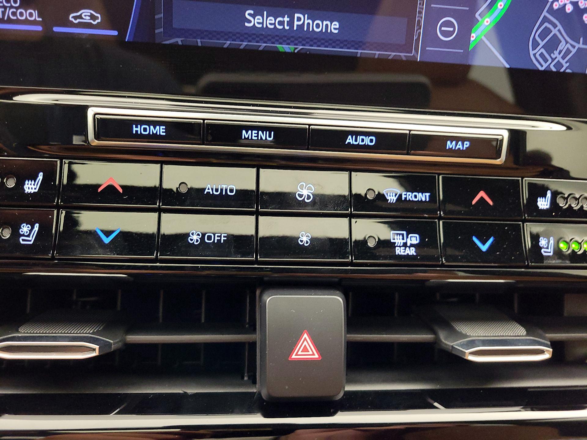Thumbnail: 2021 Toyota Highlander - 17
