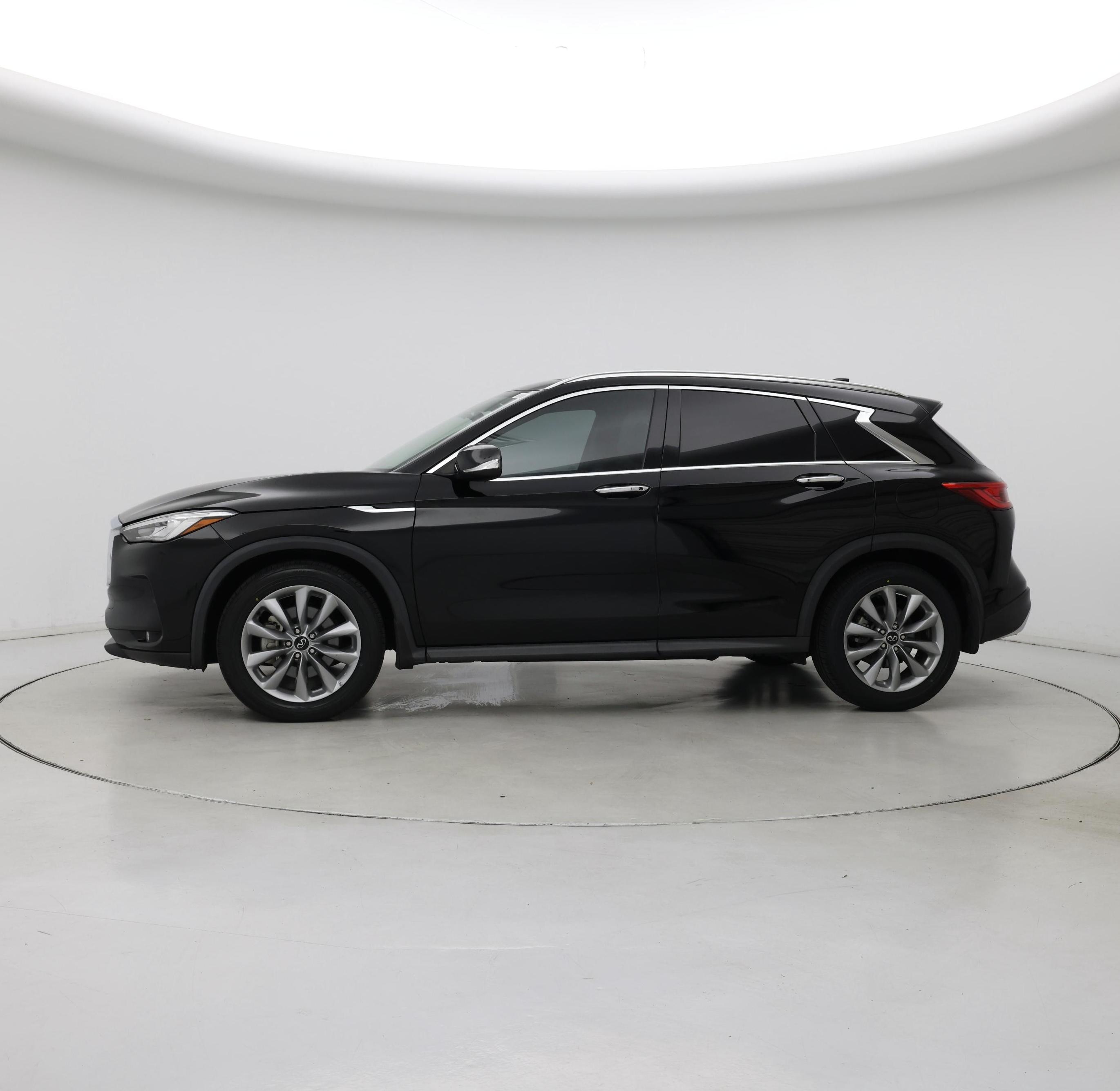 Thumbnail: 2021 INFINITI QX50 - 3