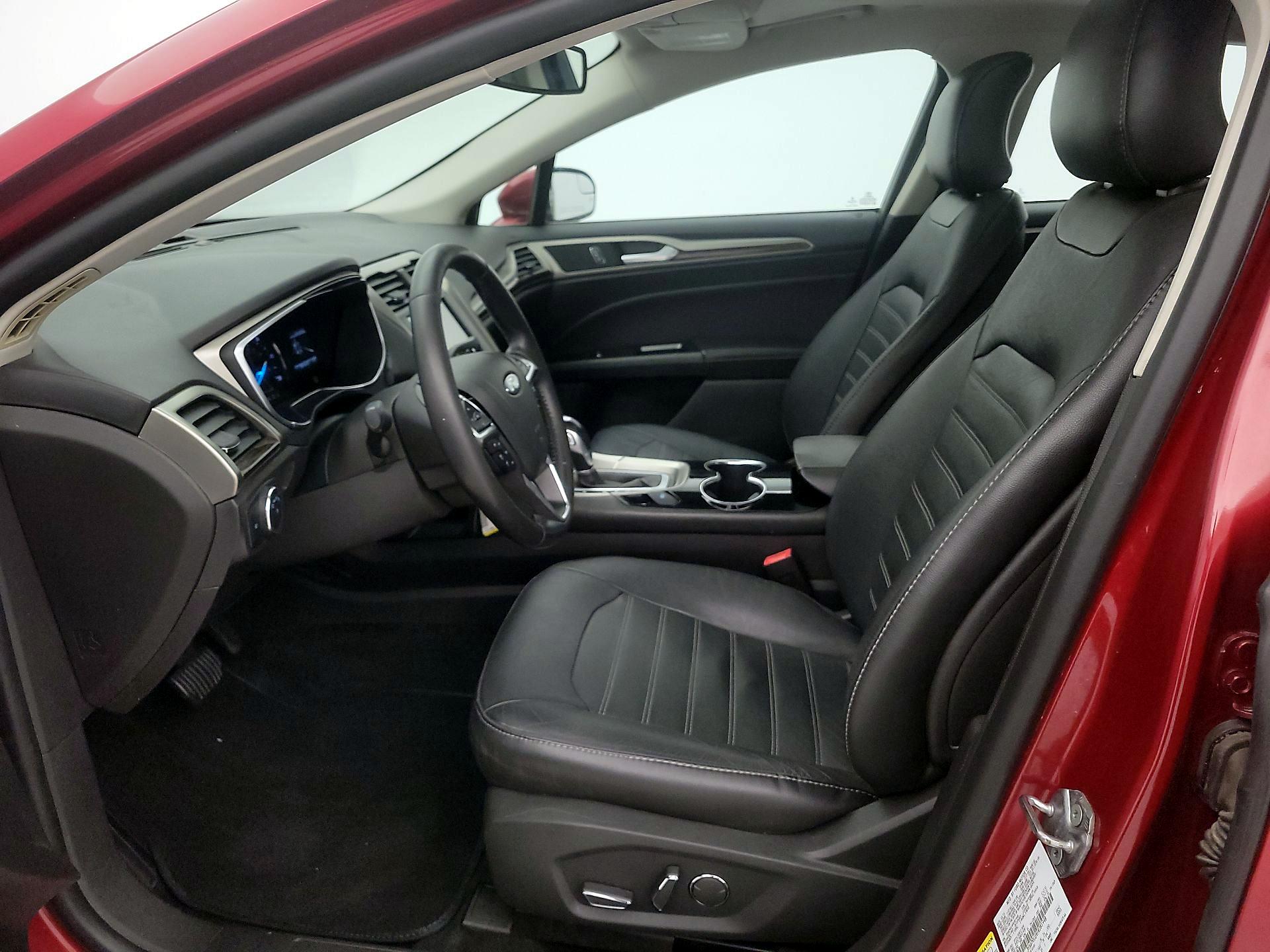 Thumbnail: 2015 Ford Fusion - 11
