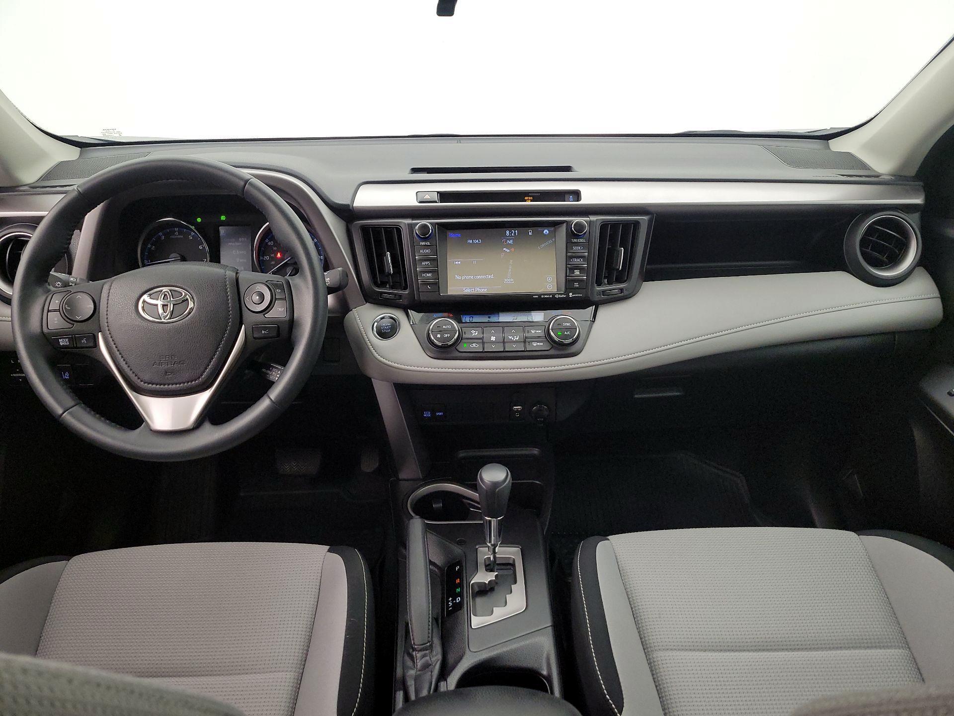 Thumbnail: 2016 Toyota RAV4 - 9