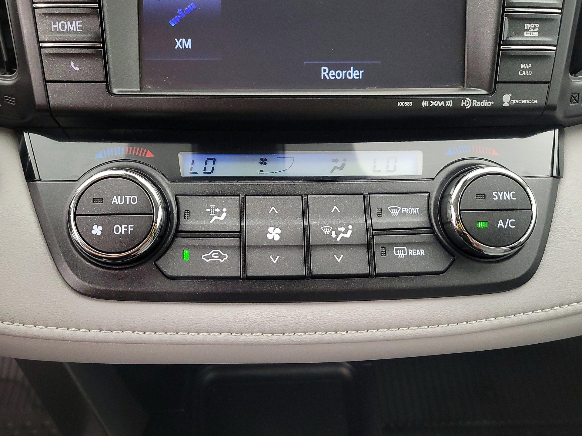 Thumbnail: 2016 Toyota RAV4 - 17