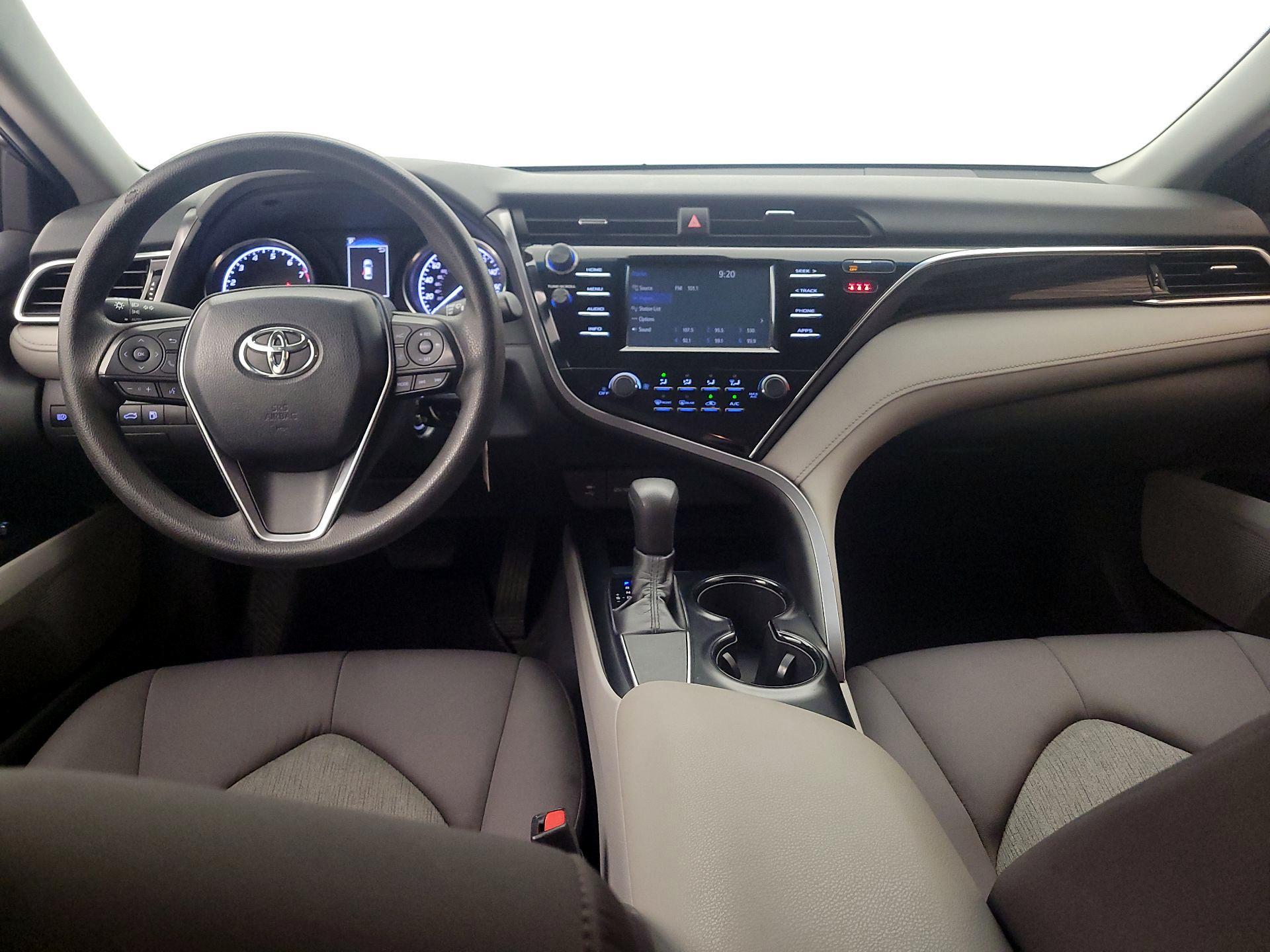 Thumbnail: 2018 Toyota Camry - 9
