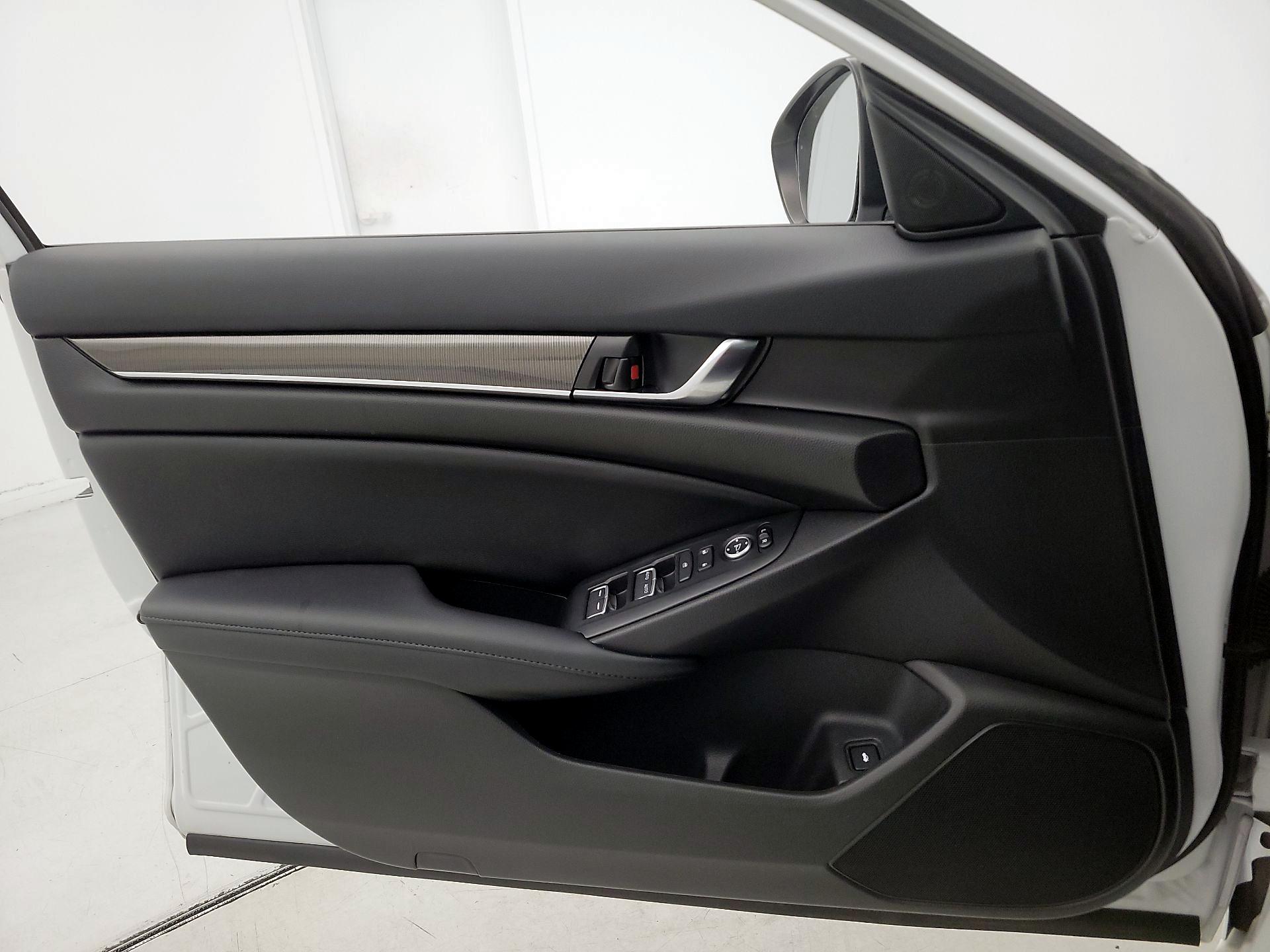 Thumbnail: 2022 Honda Accord - 12