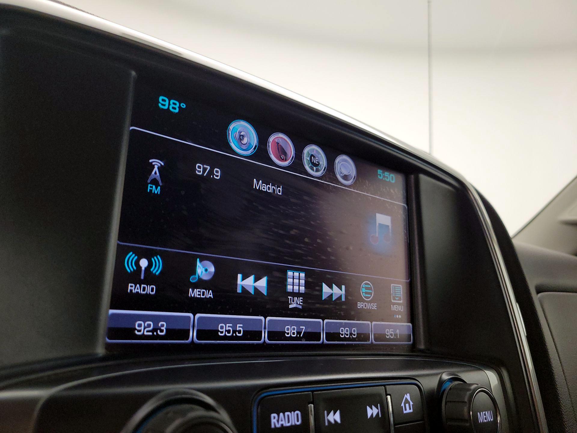 Thumbnail: 2016 Chevrolet Silverado 1500 - 15