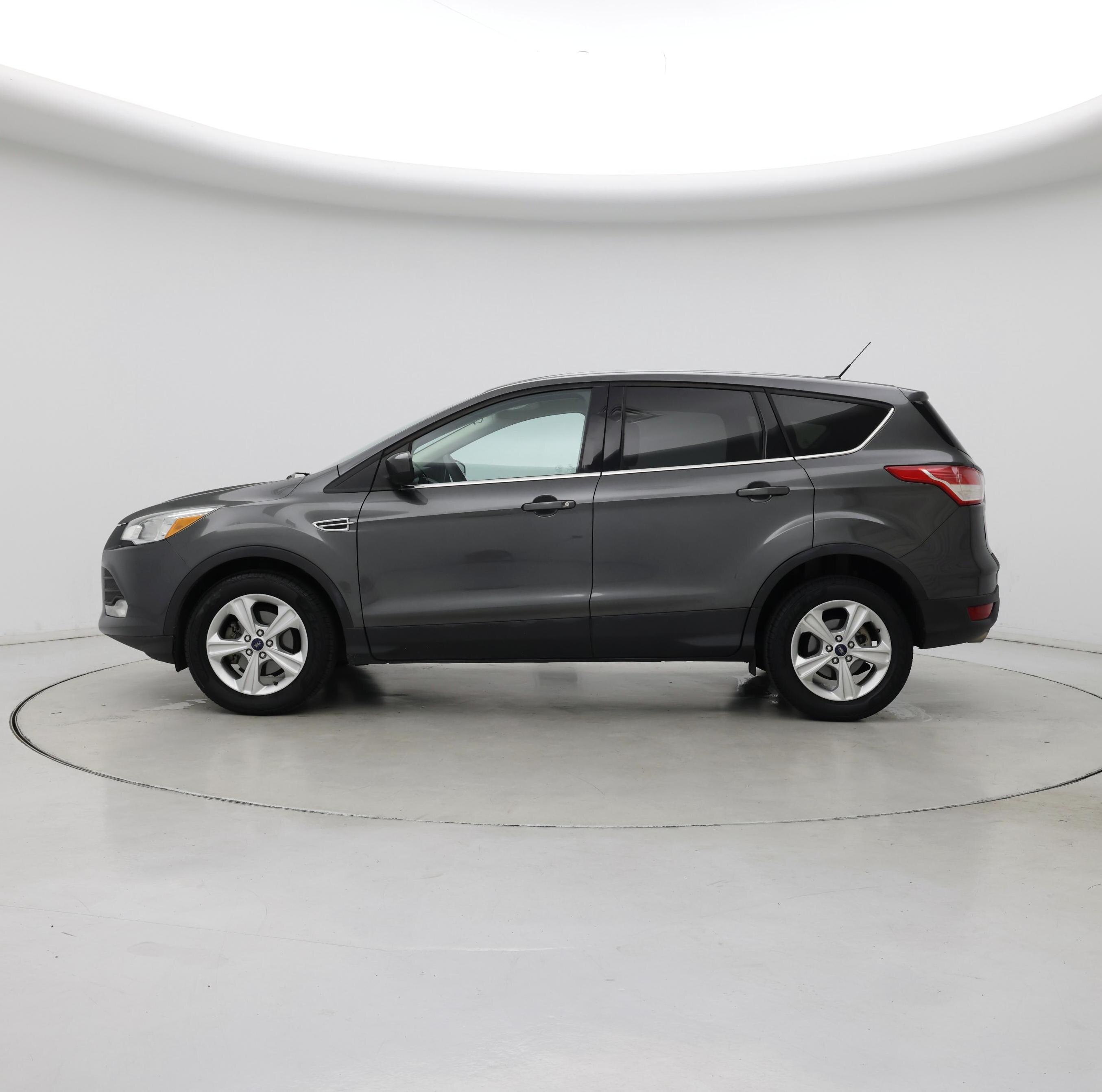 Thumbnail: 2016 Ford Escape - 3