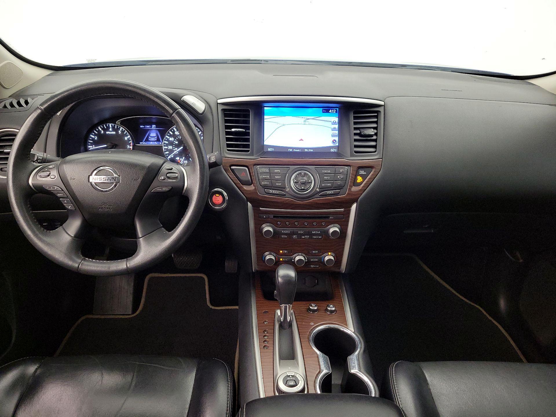 Thumbnail: 2017 Nissan Pathfinder - 9
