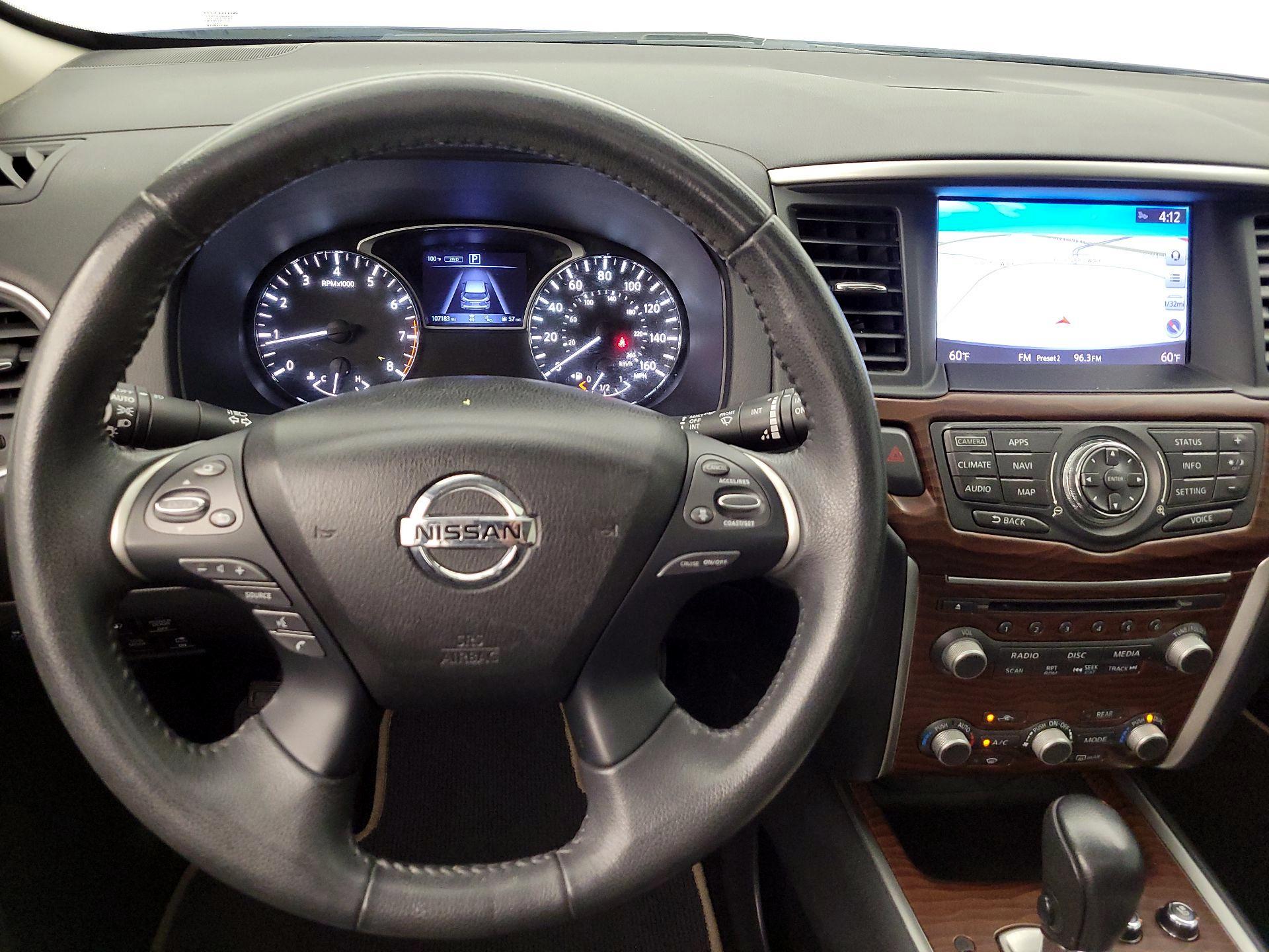 Thumbnail: 2017 Nissan Pathfinder - 10