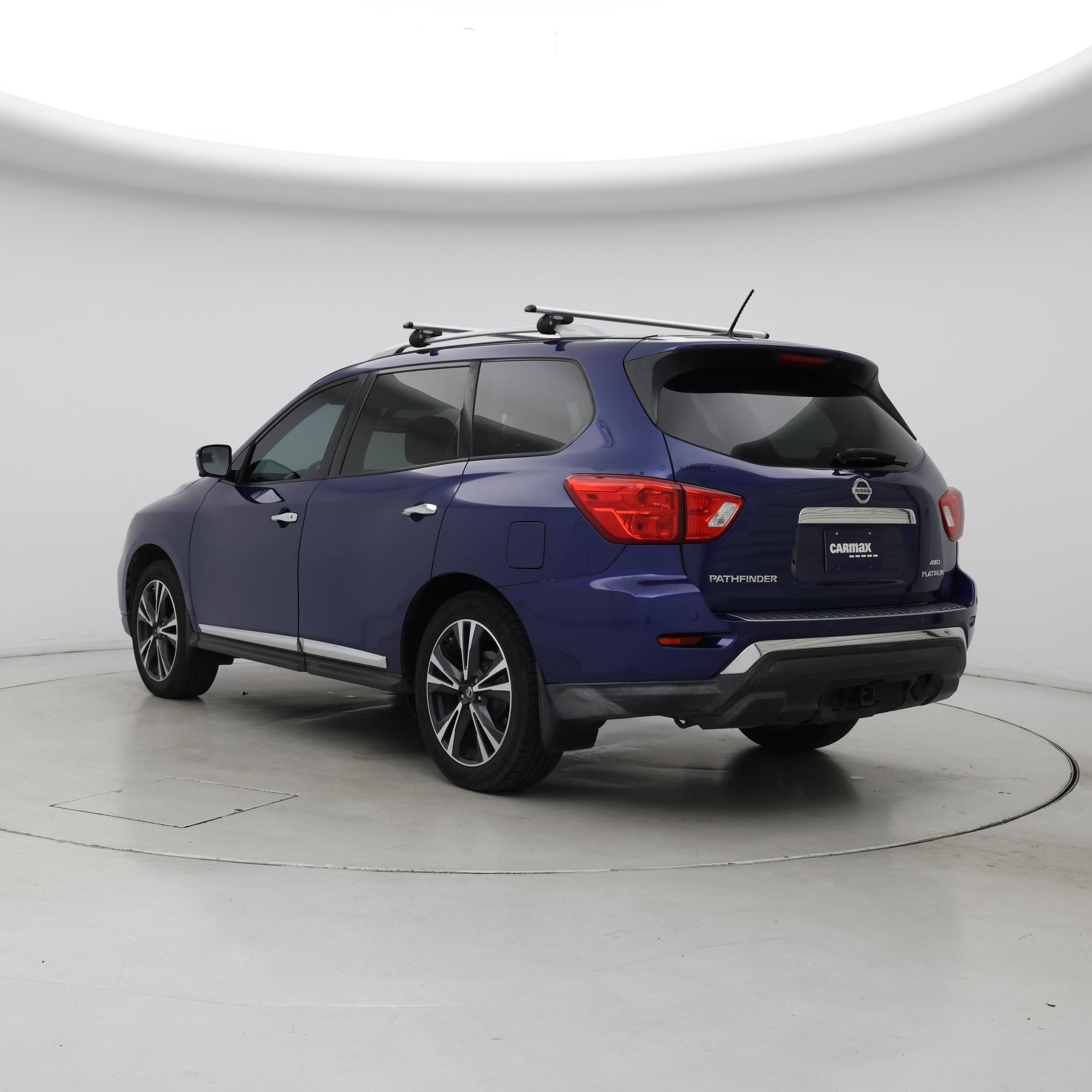 Thumbnail: 2017 Nissan Pathfinder - 2