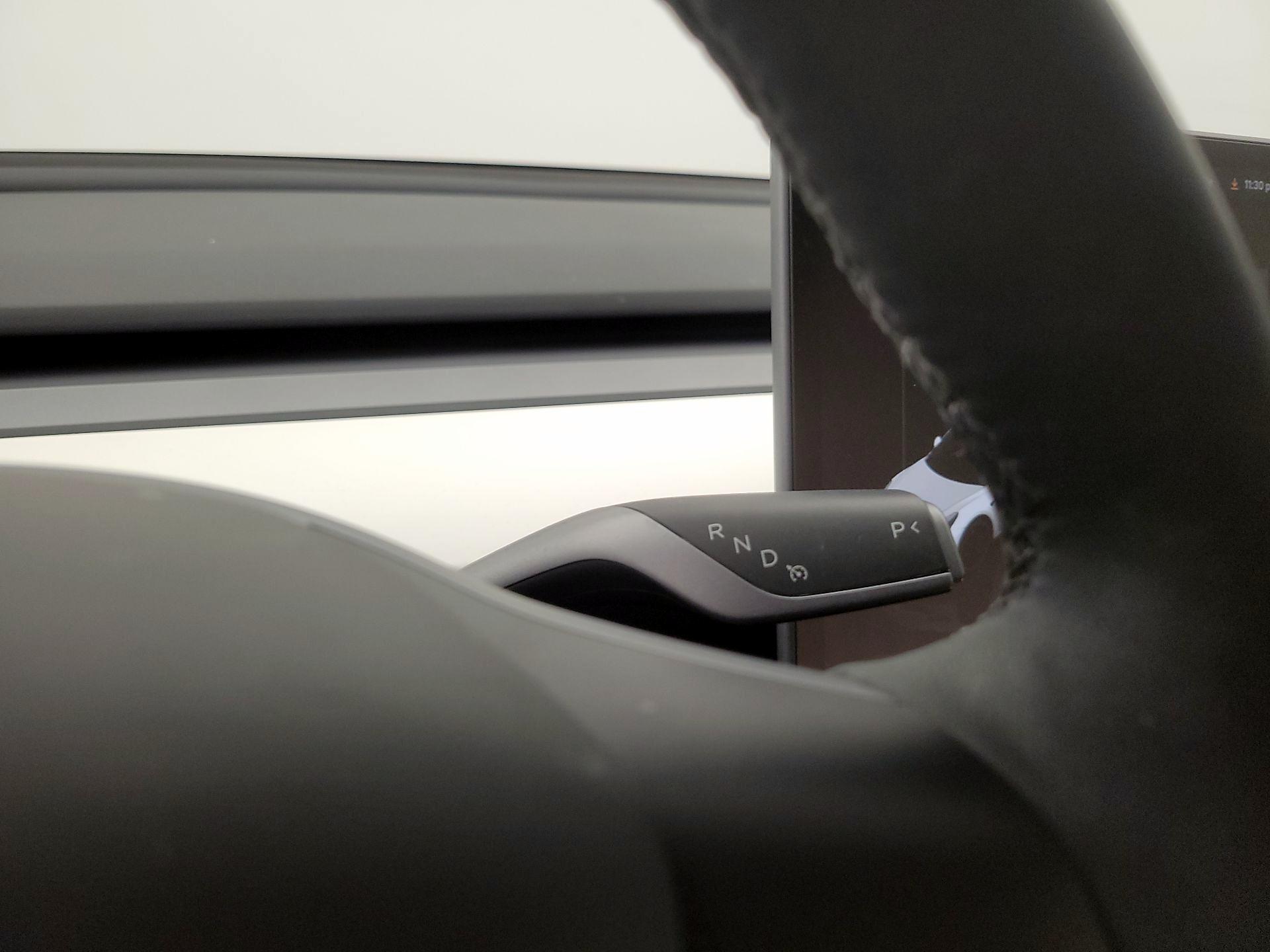 Thumbnail: 2023 Tesla Model 3 - 17