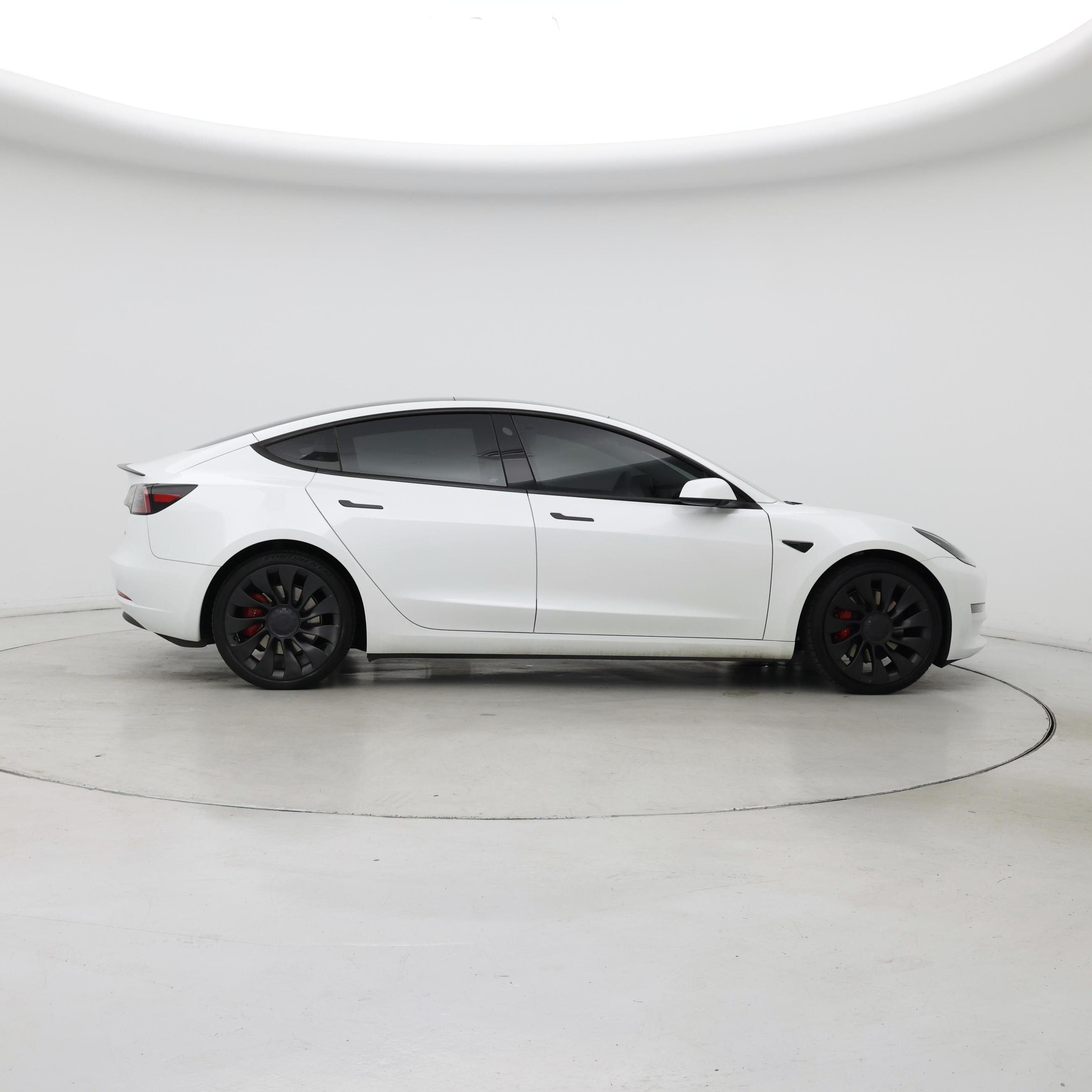 Thumbnail: 2023 Tesla Model 3 - 7