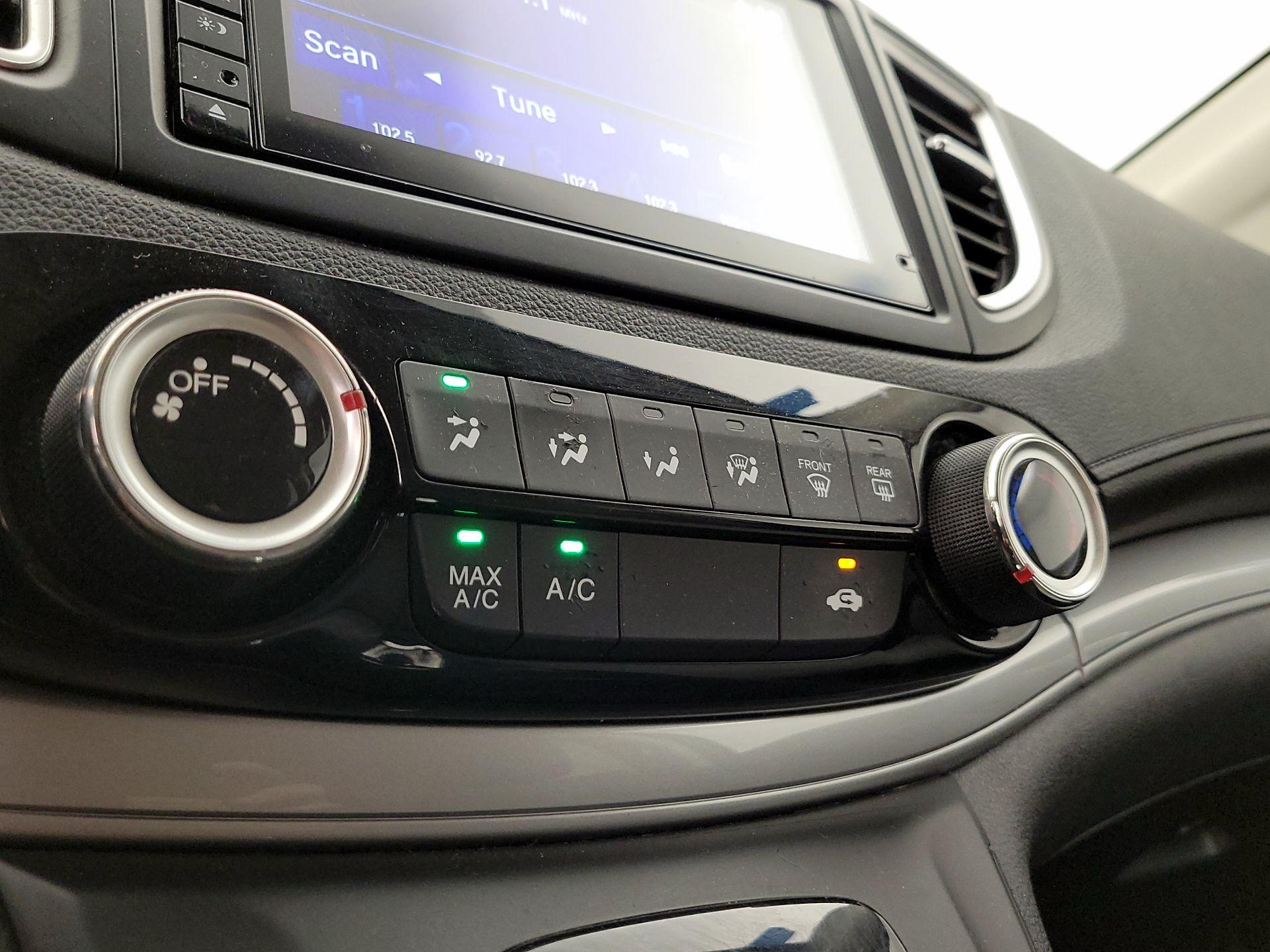 Thumbnail: 2015 Honda CR-V - 16