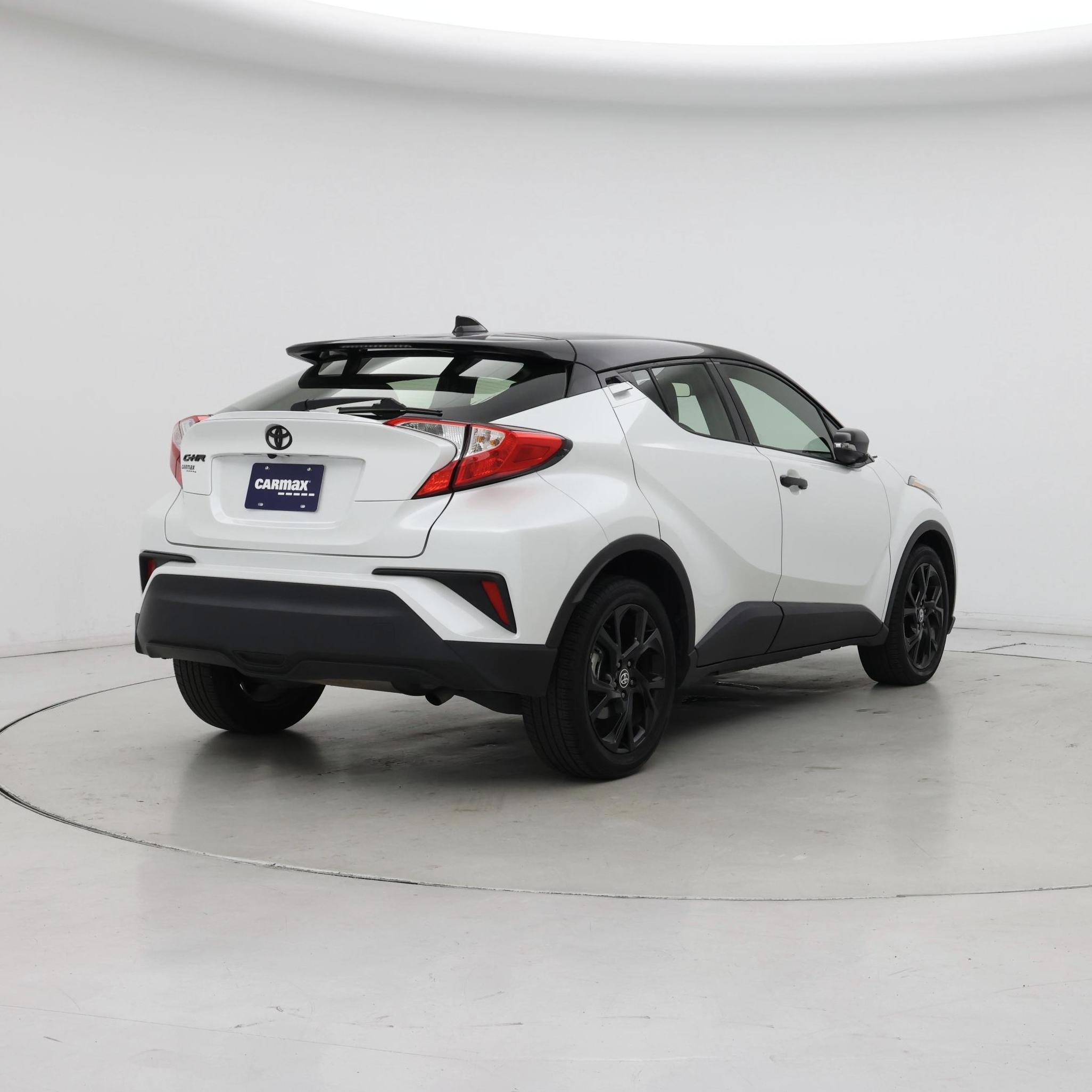 Thumbnail: 2022 Toyota C-HR - 8