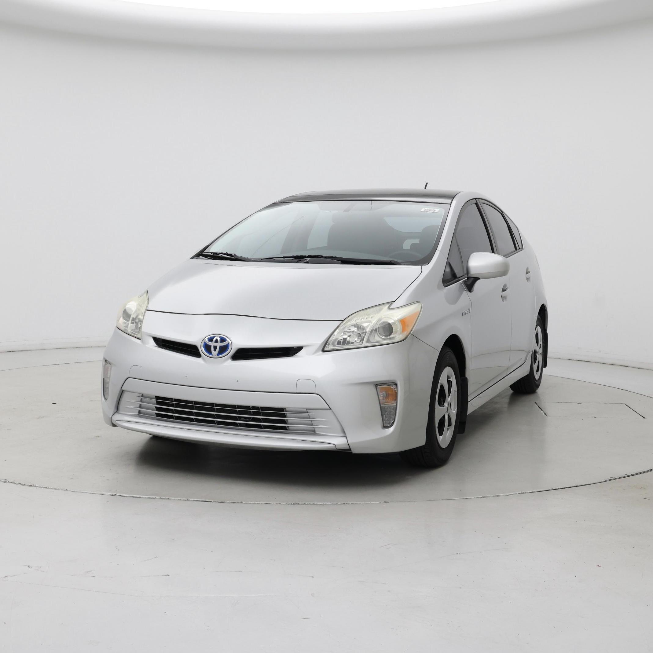 Thumbnail: 2013 Toyota Prius - 4
