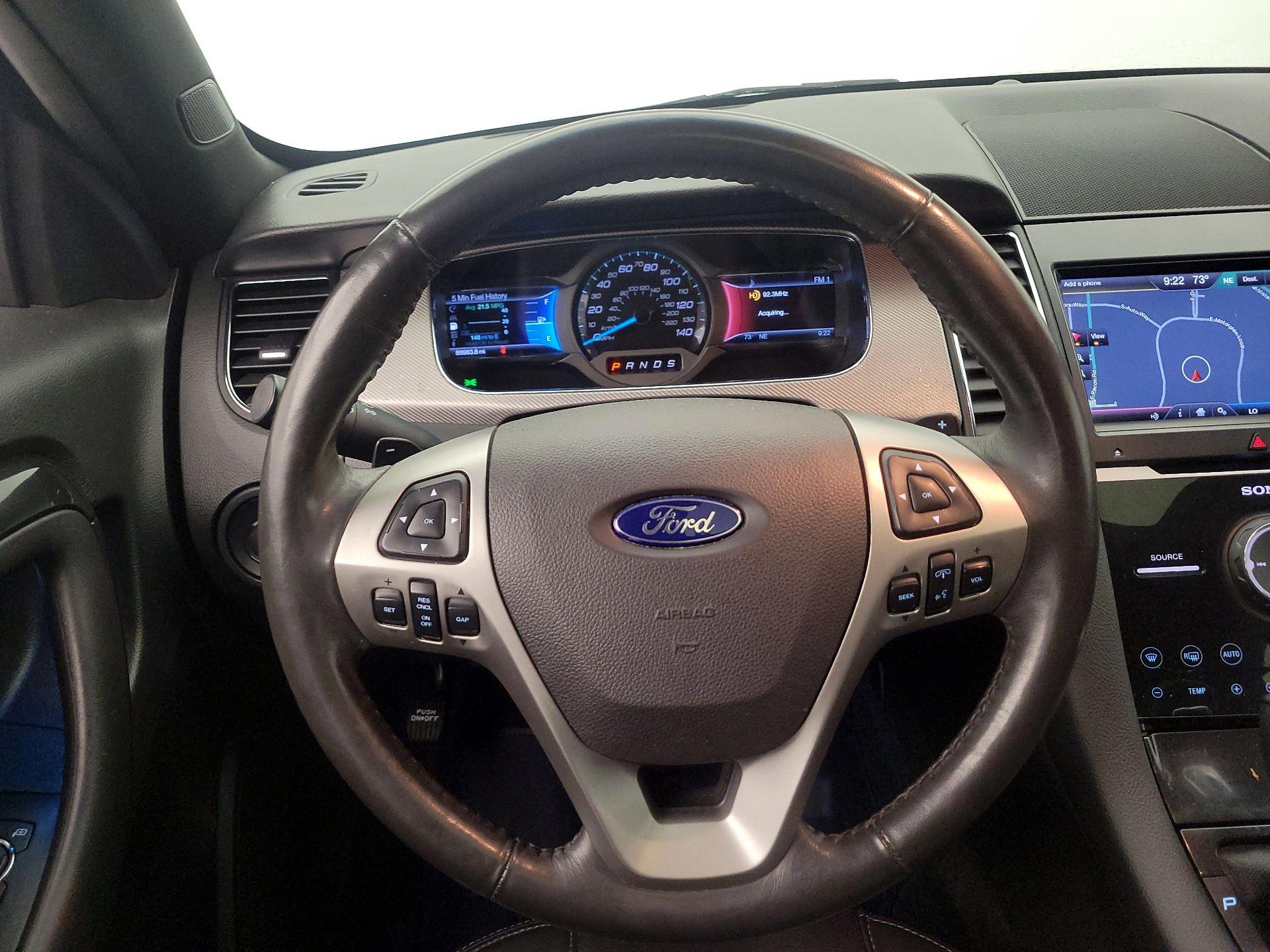 Thumbnail: 2013 Ford Taurus - 10