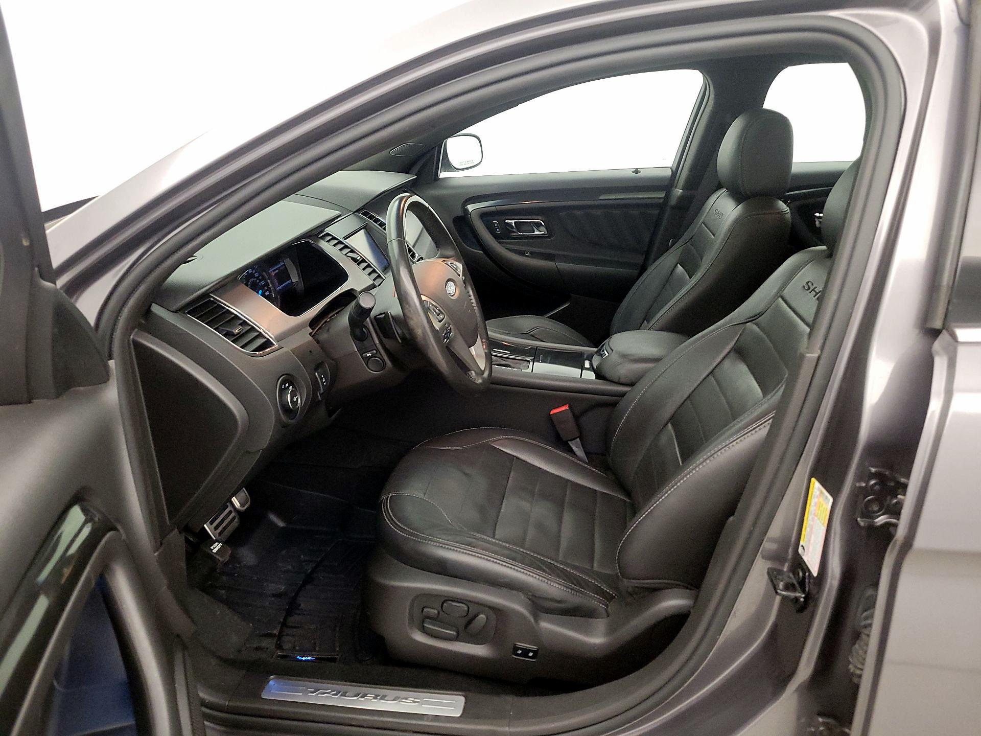Thumbnail: 2013 Ford Taurus - 11
