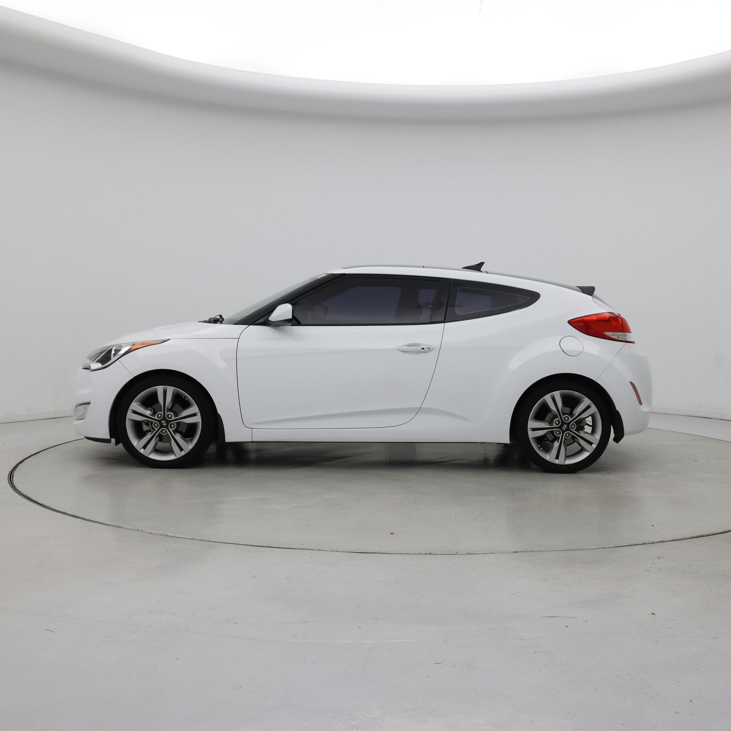 Thumbnail: 2017 Hyundai Veloster - 3