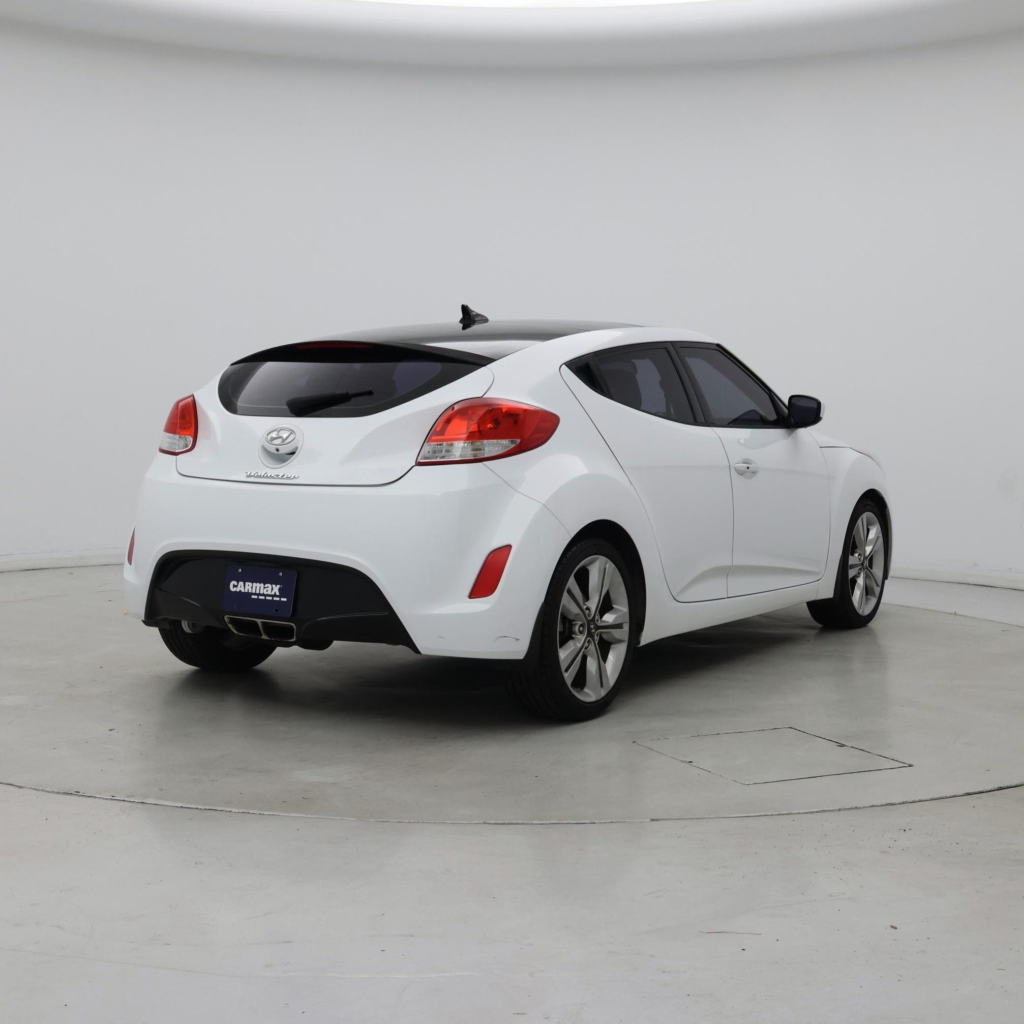 Thumbnail: 2017 Hyundai Veloster - 8