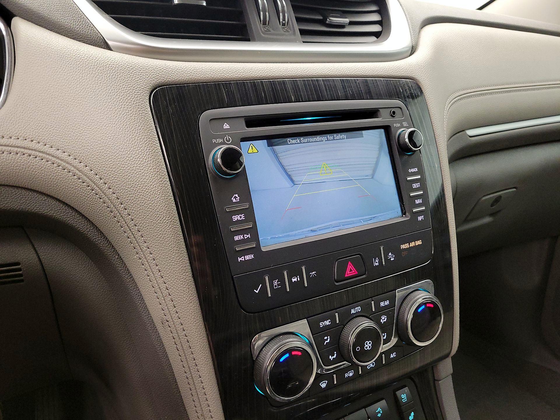 Thumbnail: 2016 Chevrolet Traverse - 14