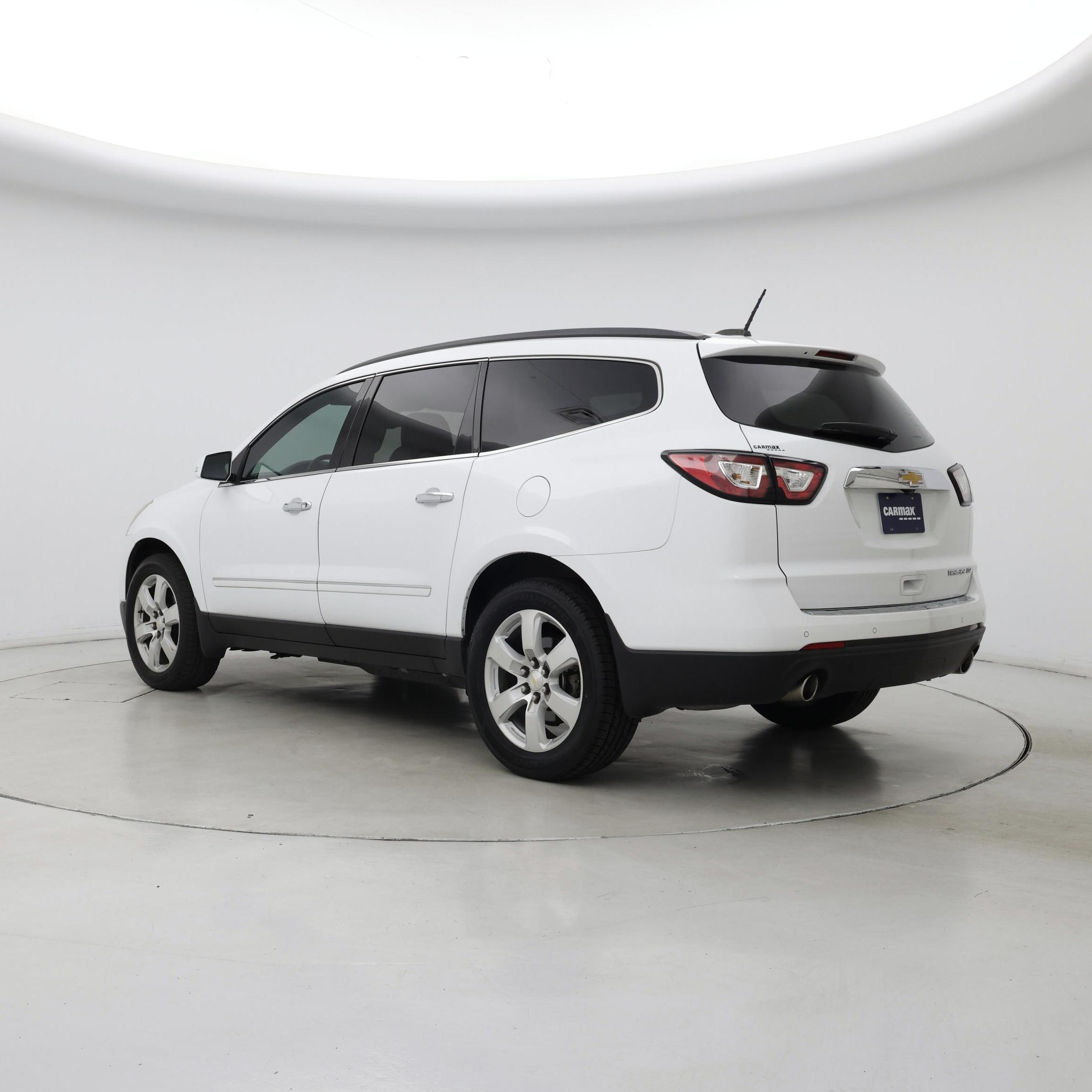 Thumbnail: 2016 Chevrolet Traverse - 2