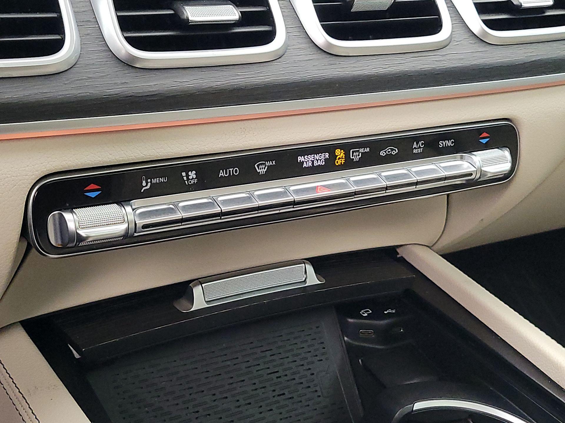 Thumbnail: 2021 Mercedes-Benz GLS - 17