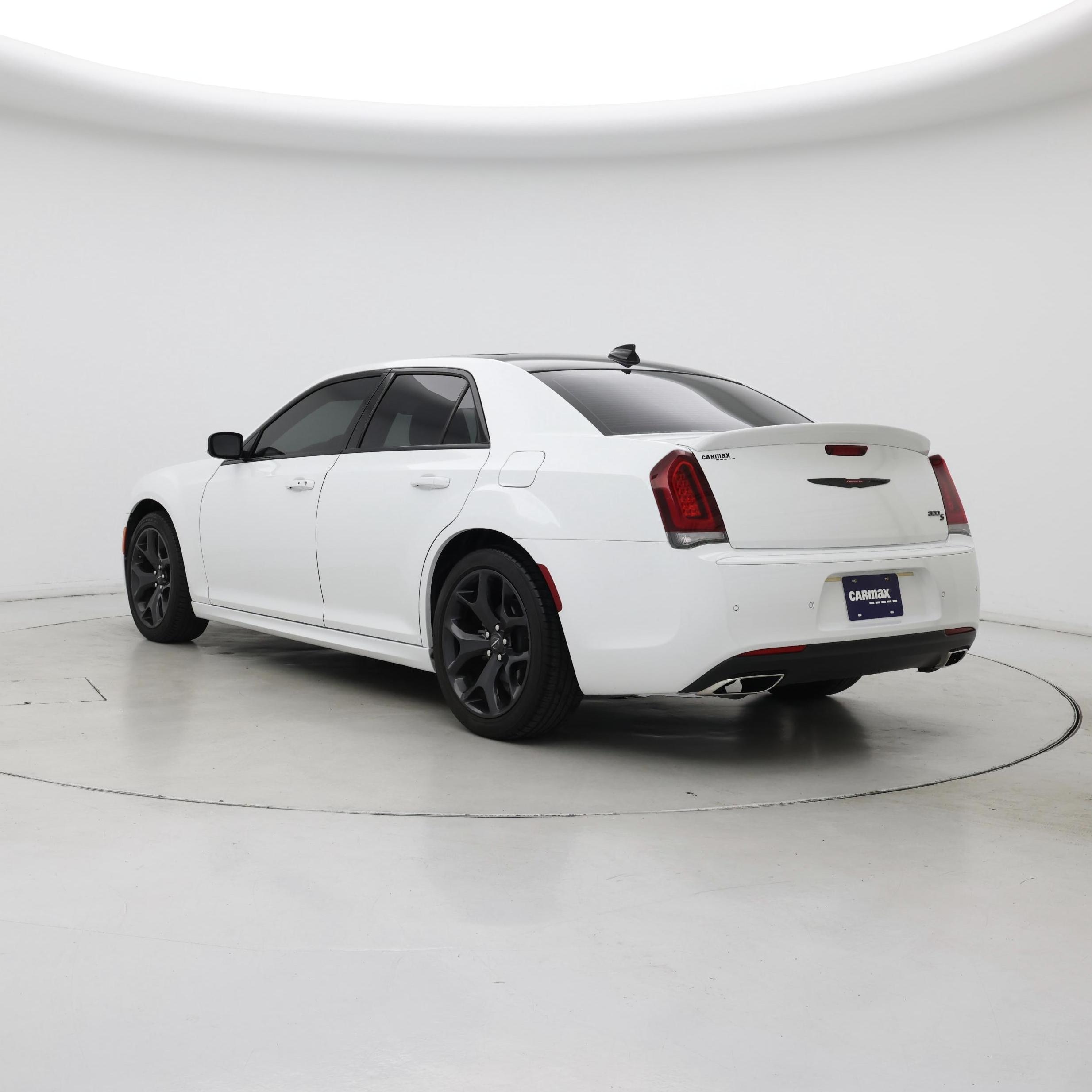 Thumbnail: 2022 Chrysler 300 - 2
