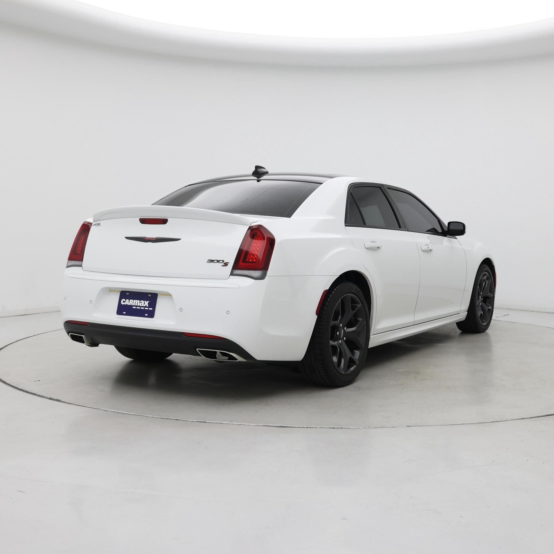 Thumbnail: 2022 Chrysler 300 - 8