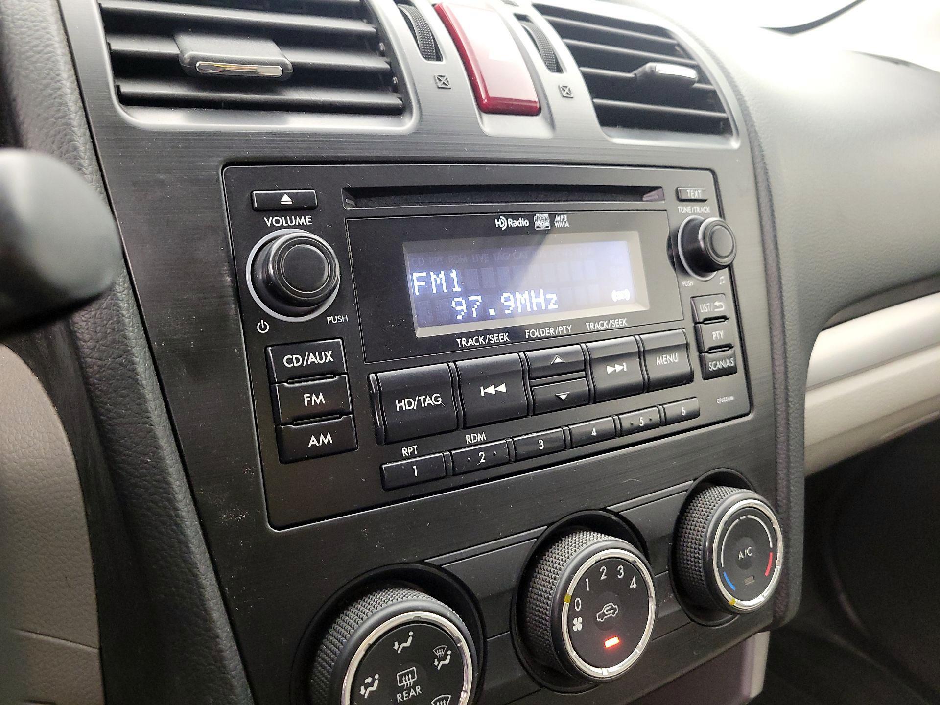 Thumbnail: 2015 Subaru Forester - 15
