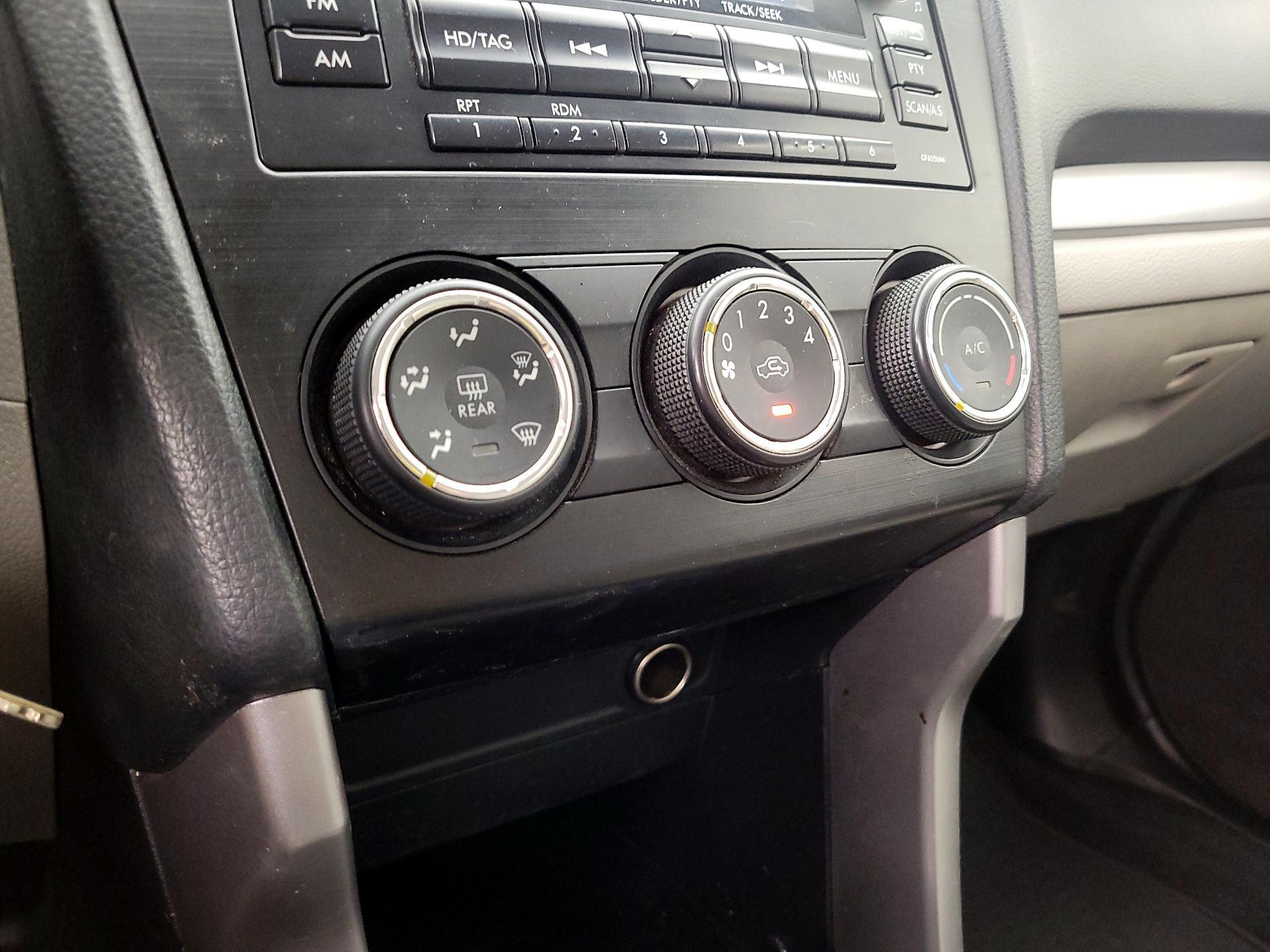 Thumbnail: 2015 Subaru Forester - 16